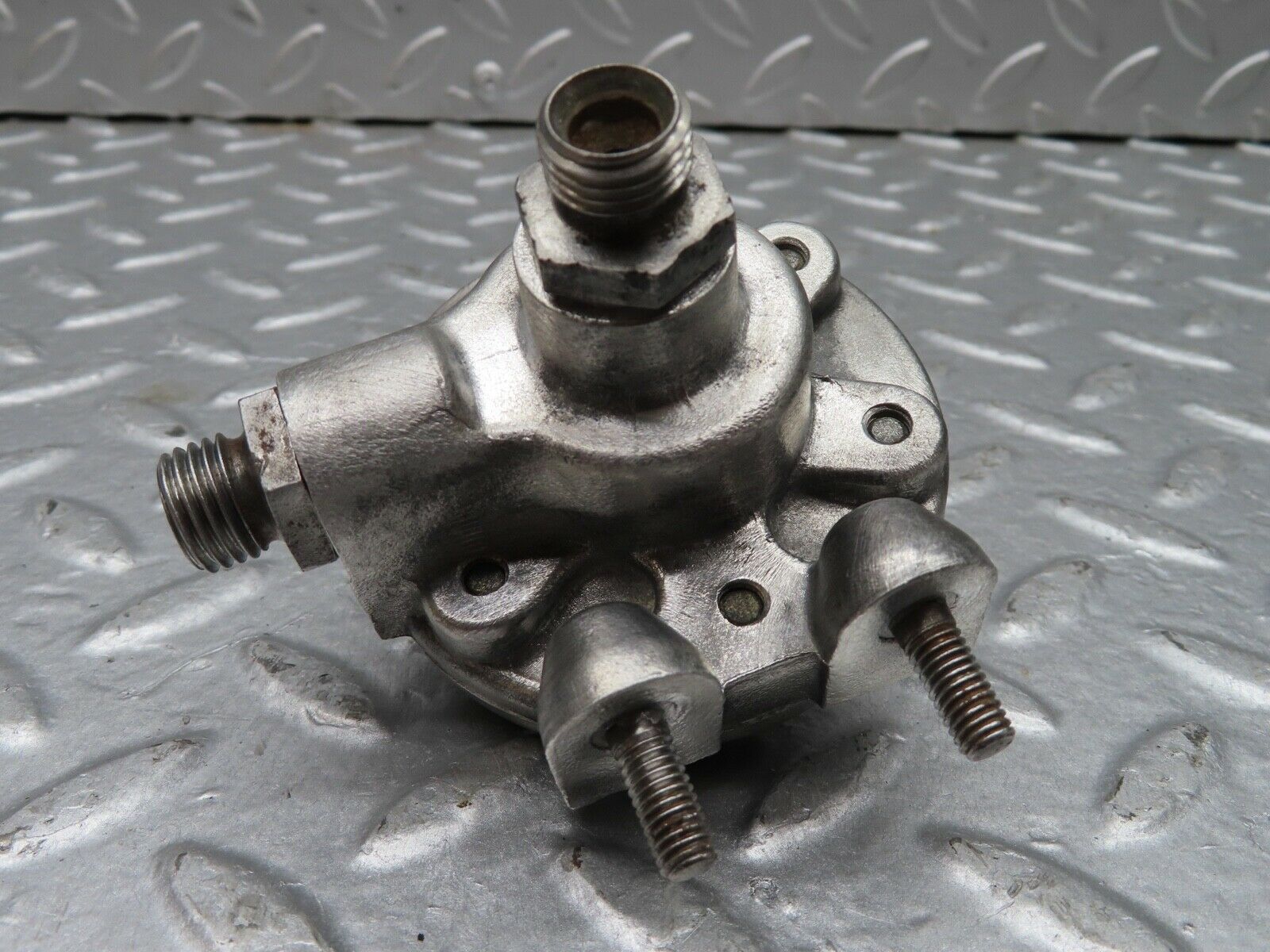 18237 Mercedes-Benz W111 220SE Coupe Fuel Backflow Damper Regulator 1270700268