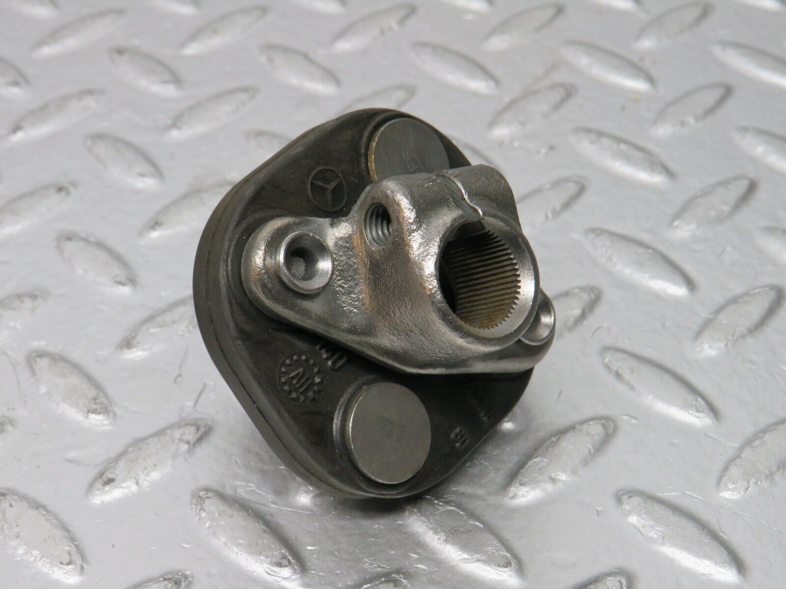 31605 Mercedes-Benz W201 190LE 1.8L Steering Column Lower Shaft Connector 2104620146