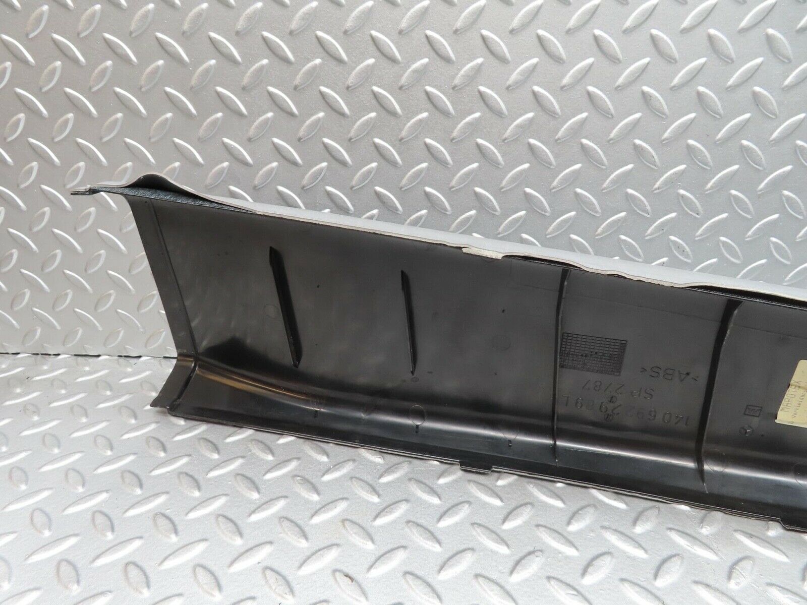 14901 Mercedes-Benz W140 S320 B Pillar Cover Left Side 1406922989