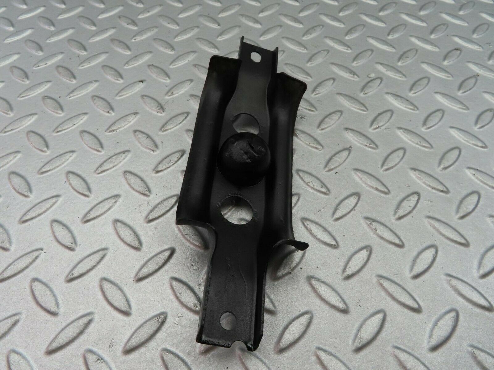 7212 Mercedes-Benz C107 350SLC Coupe Cardan Shaft Drive Shaft Bracket