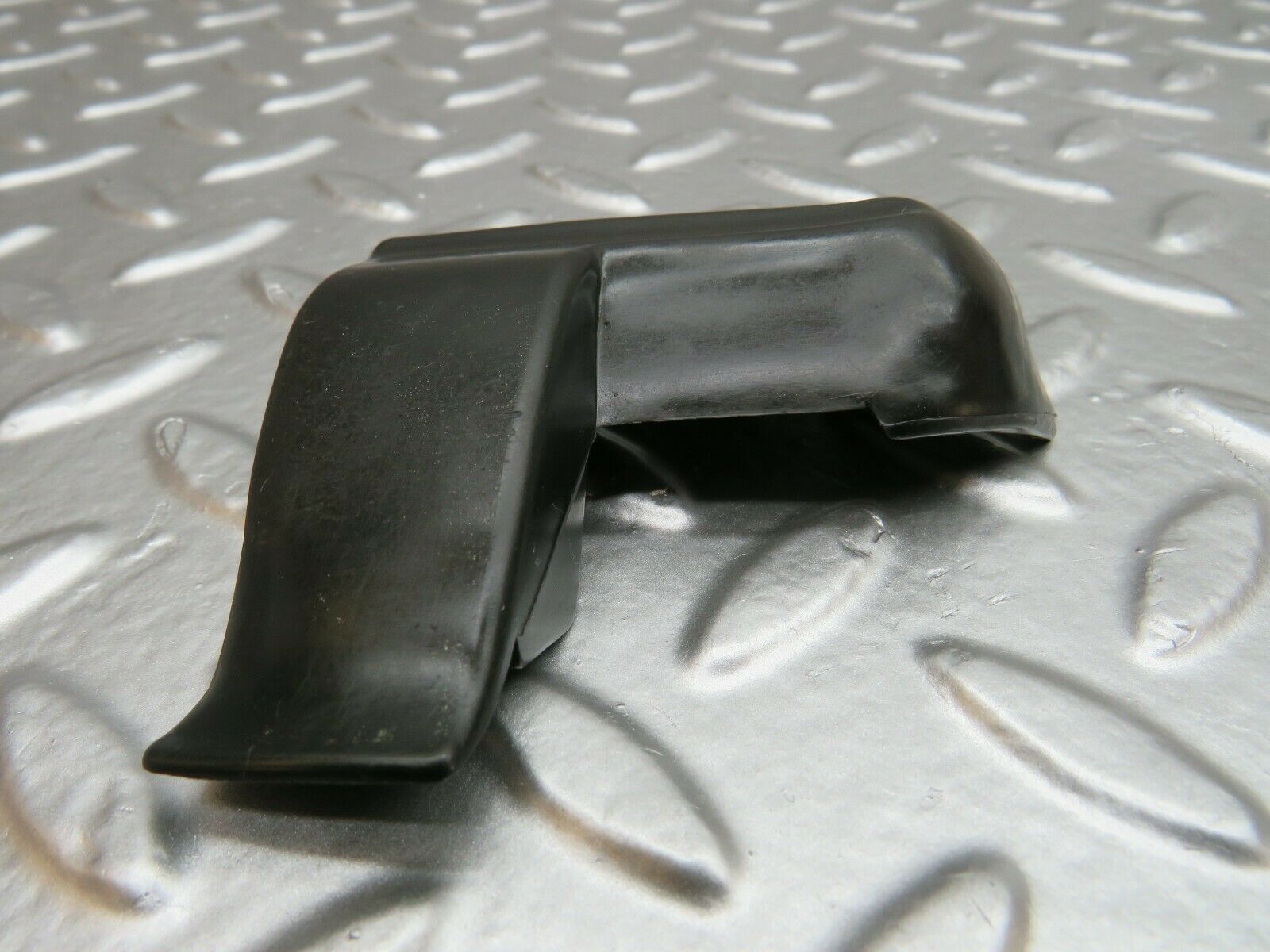 24015 Mercedes-Benz W123 280E Rear Left Fender Wing Lower Moulding Trim