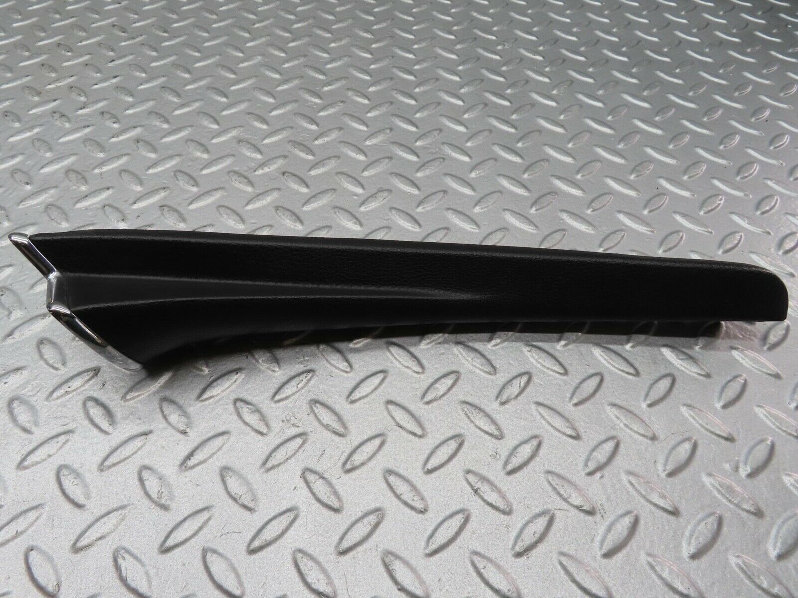 14224 Mercedes-Benz W116 350SE Front Left Door Trim Interior Black