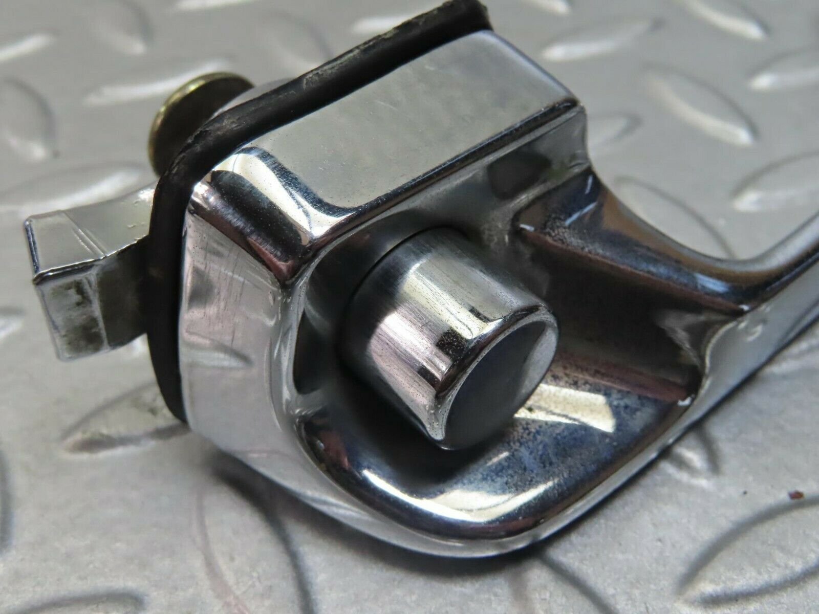 8755 Mercedes-Benz W115 Chrome Door Handle Rear Left 1157660301