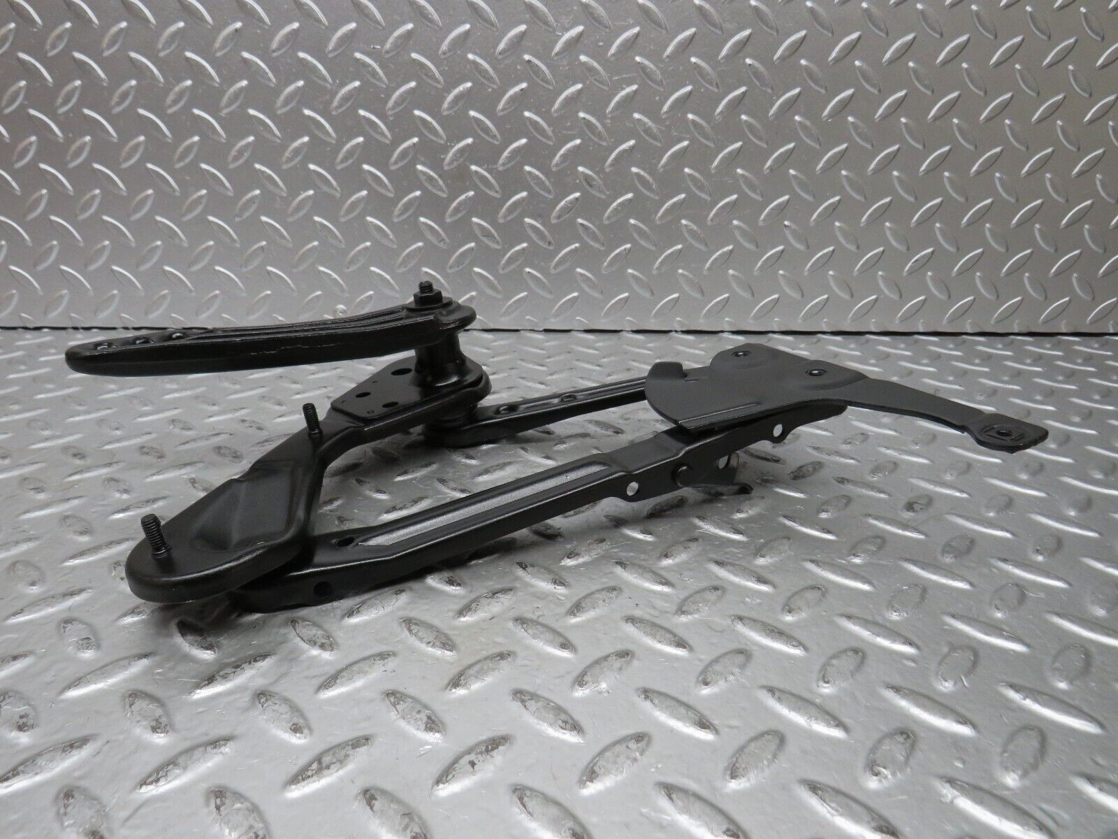 27740 Mercedes-Benz S124 300TE Wagon Bonnet Hinge Right Side 1298870274