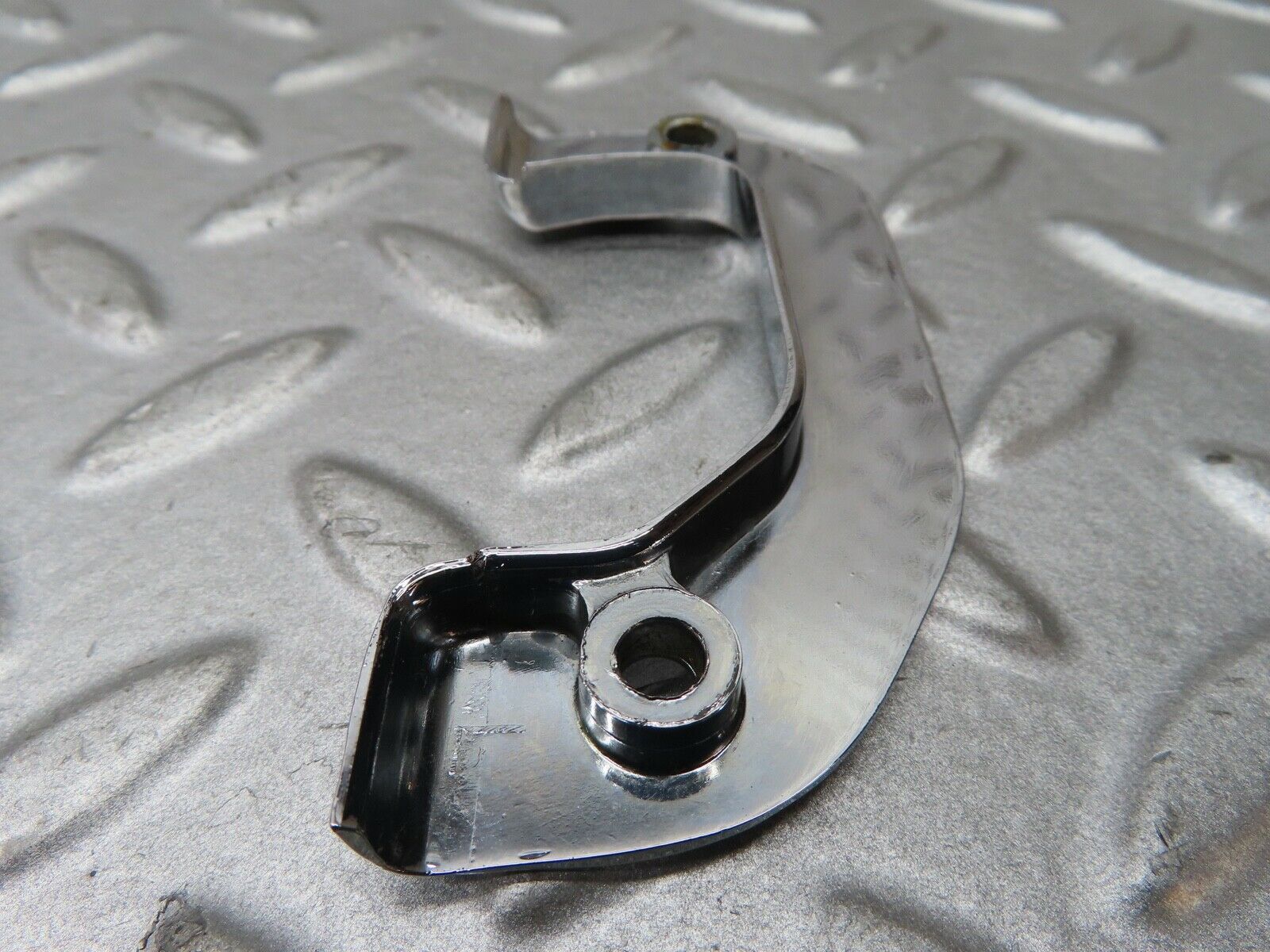 17547 Mercedes-Benz W116 450SEL Left Door Interior Chrome Latch Trim