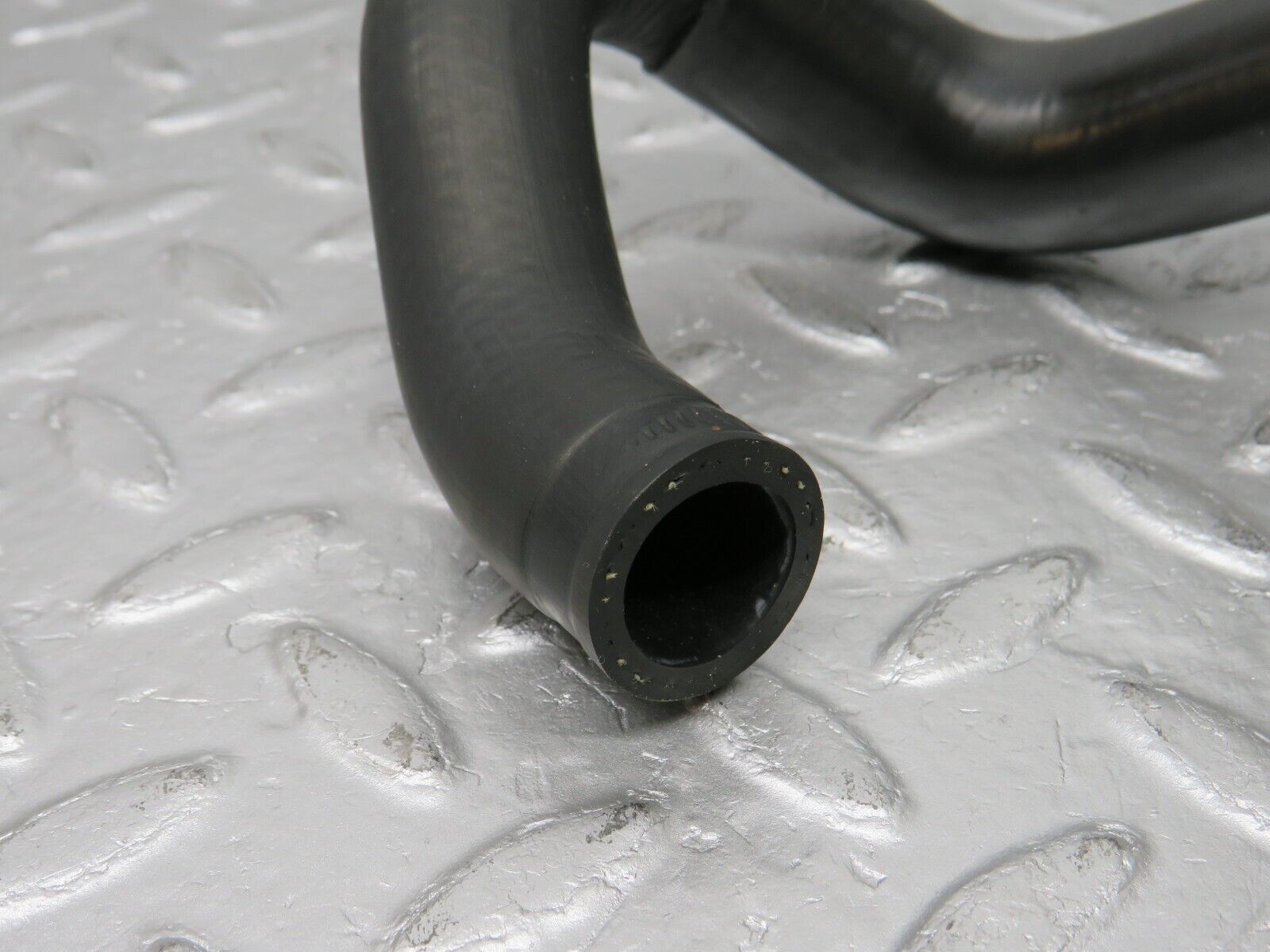 38431 Mercedes-Benz R129 280SL Coupe Coolant Hose Pipe 1298300596