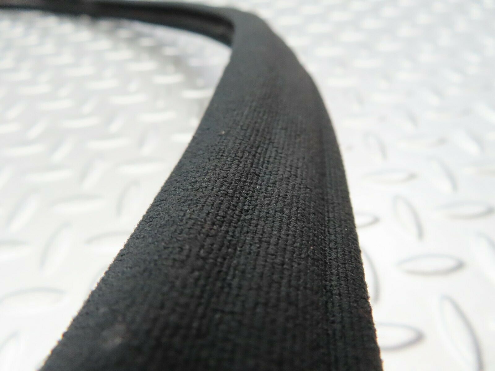 6639 Mercedes-Benz S124 E220 Wagon Front Right Cloth Covered Door Seal