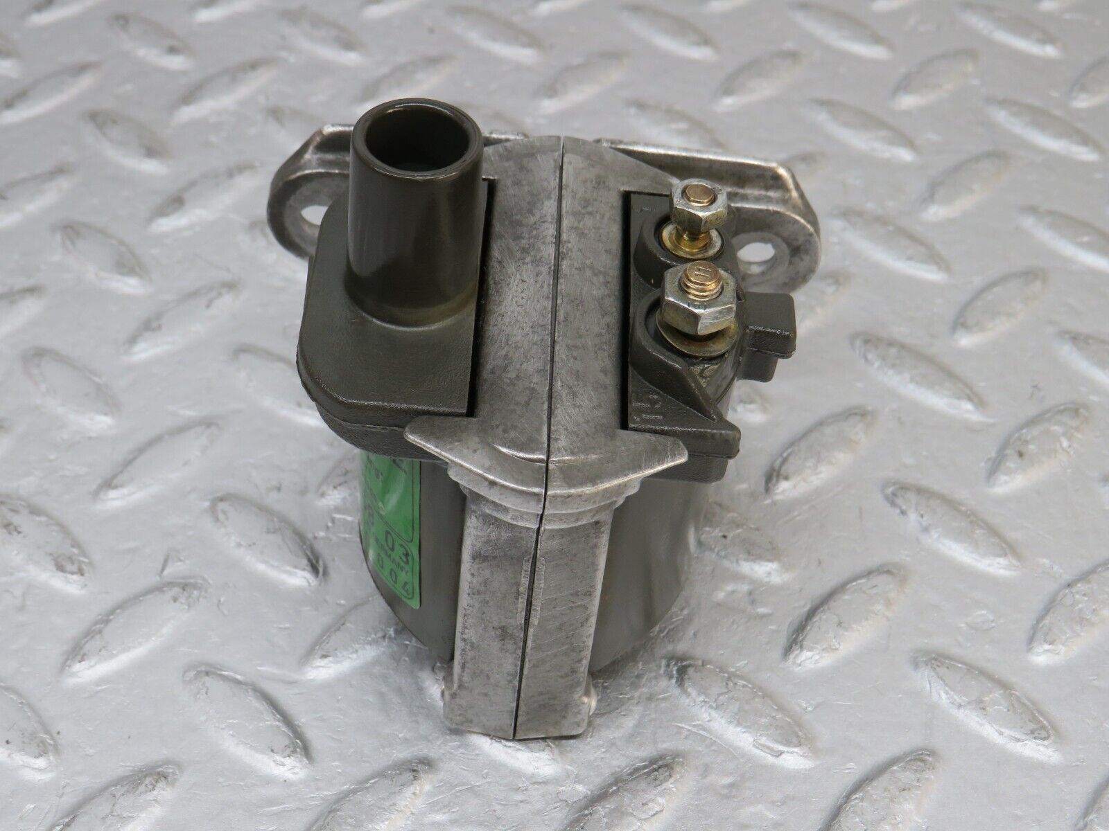 36019 Mercedes-Benz W126 420SE Ignition Coil 0001585803