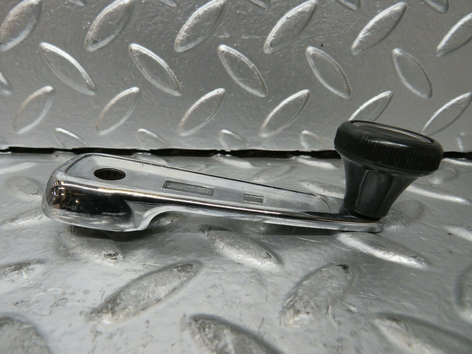 23466 Mercedes-Benz W114 280E Window Lifter Crank Handle