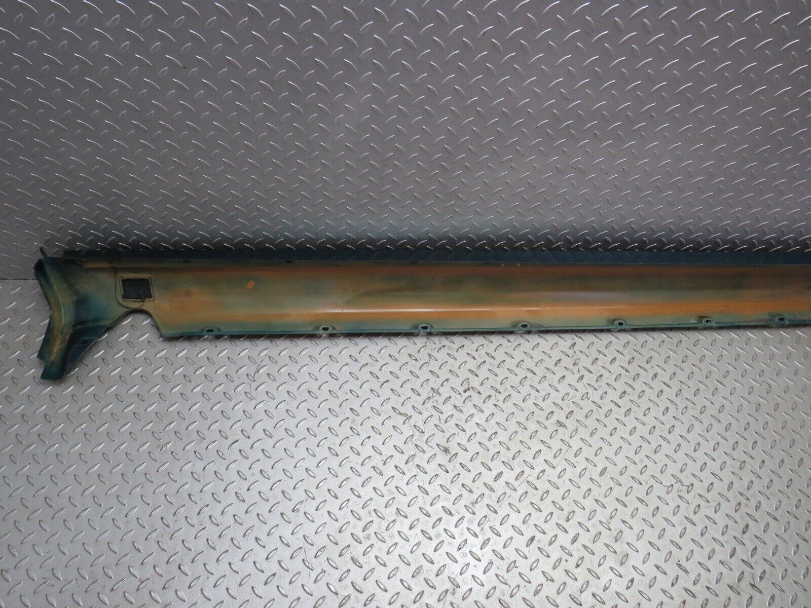 27754 Mercedes-Benz S124 300TE Wagon Side Skirt Left Side 1246902340