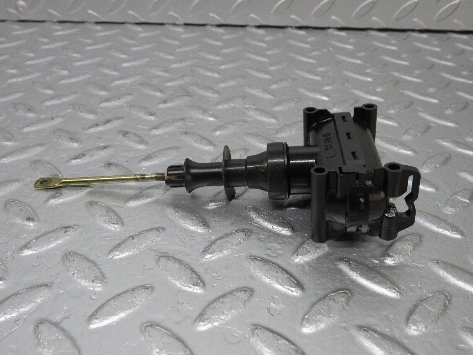 33649 Mercedes-Benz W201 190E 2.0L Door Lock Vacuum Actuator Rear Left