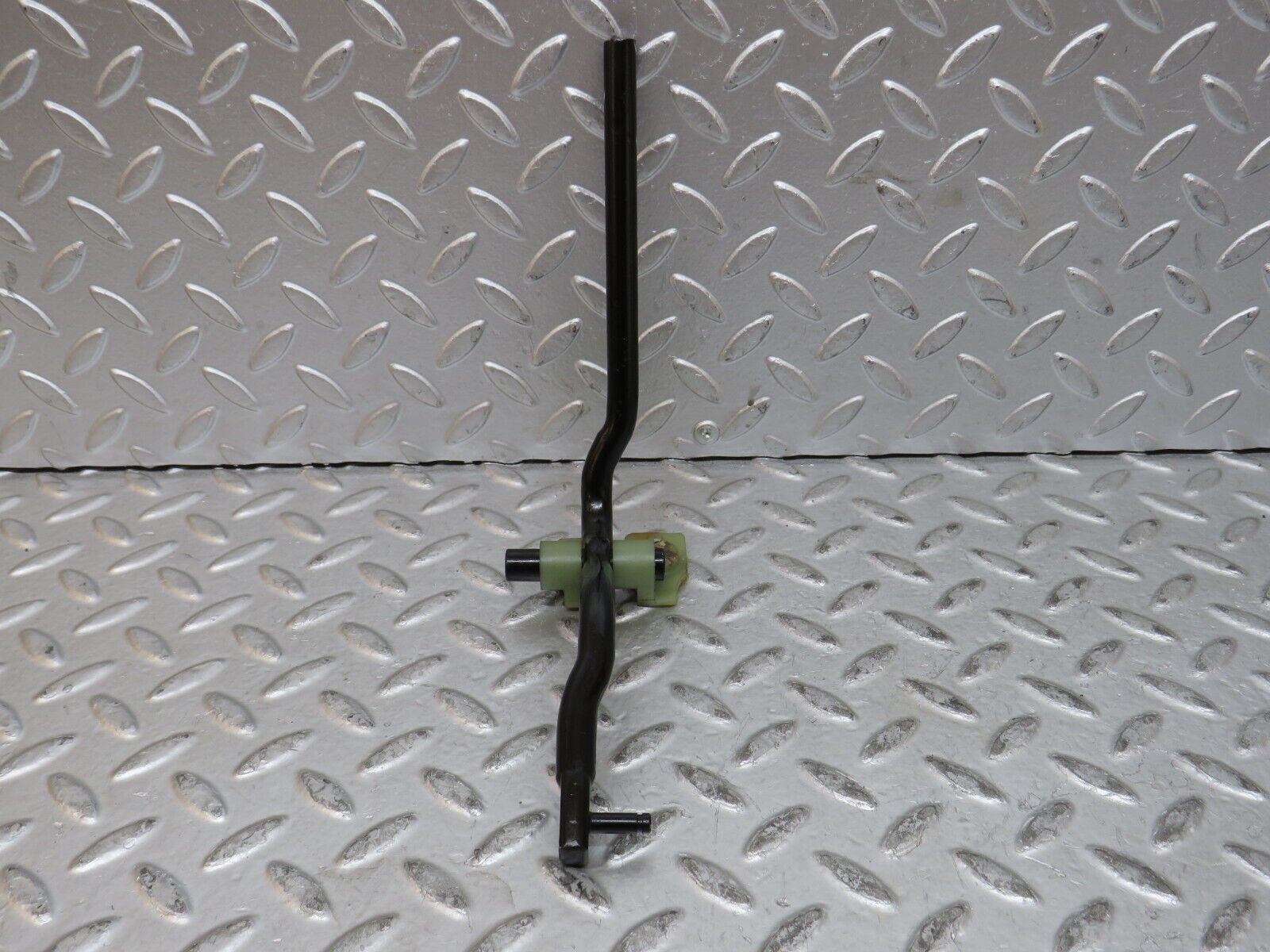 28368 Mercedes-Benz S123 240D Wagon Accelerator Pedal Linkage