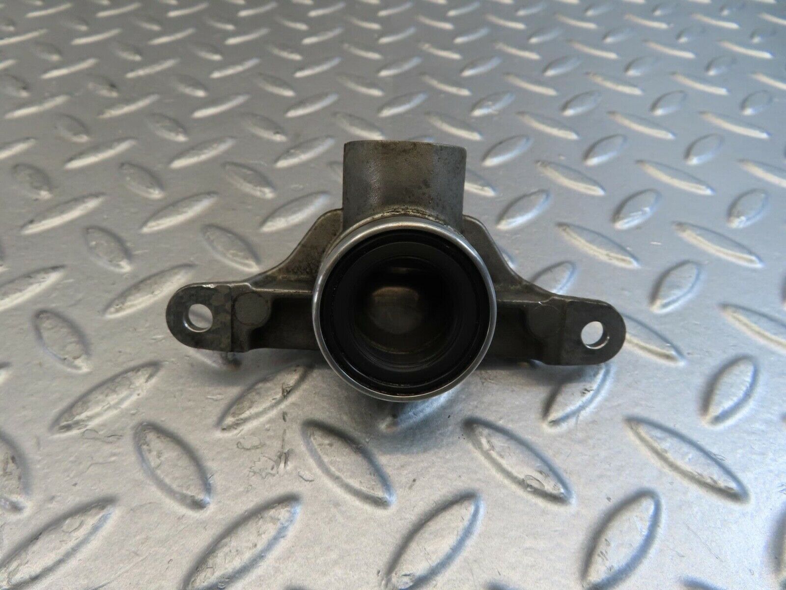 11256 Mercedes-Benz W221 S320 Engine Breather 6420100131