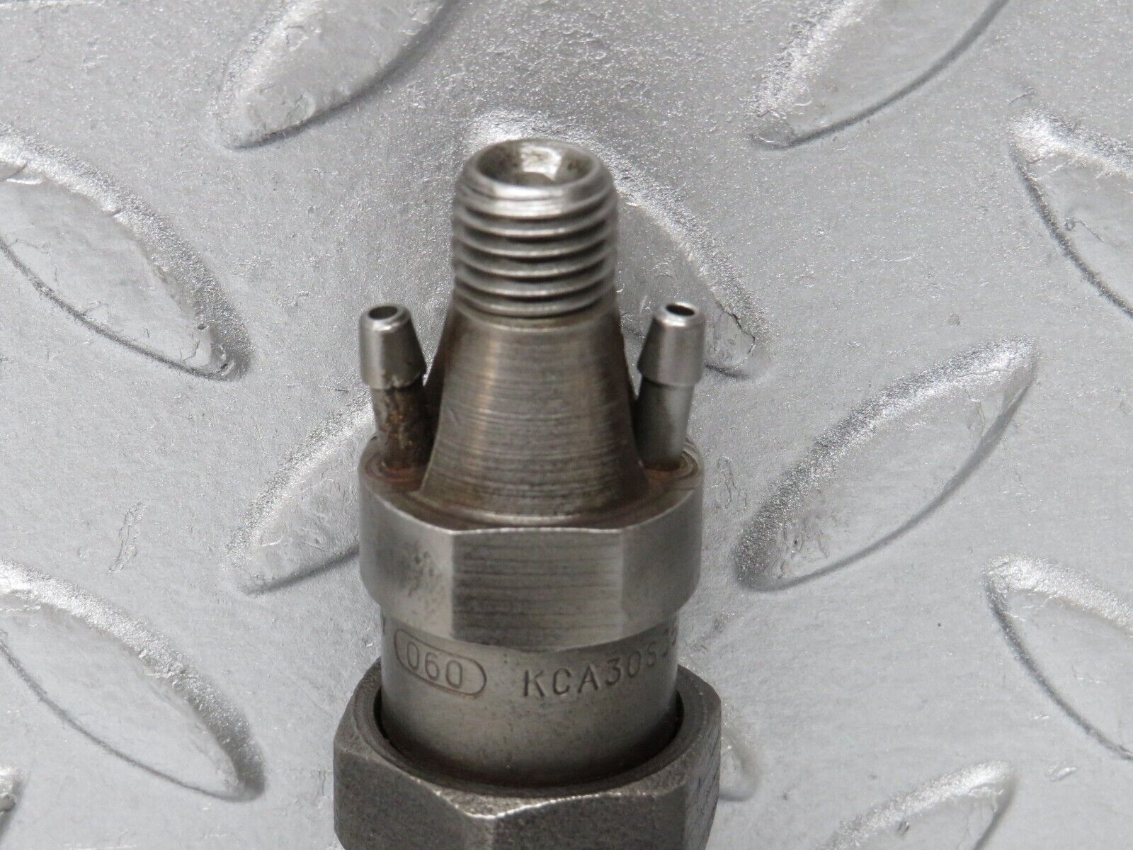 35890 Mercedes-Benz 240D OM616.912 Diesel Fuel Injector Bosch KCA30S35/4