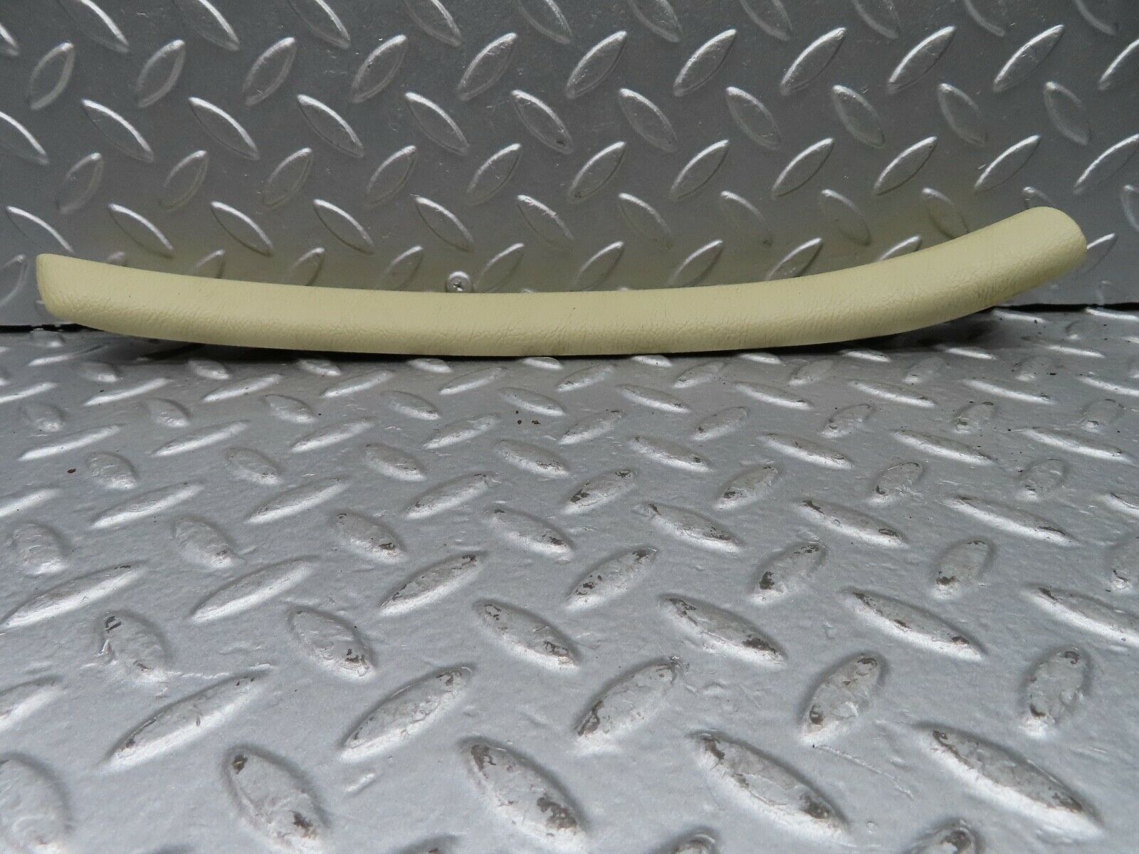 20264 Mercedes-Benz W114 280CE Coupe C Pillar Cover Left Side Cream