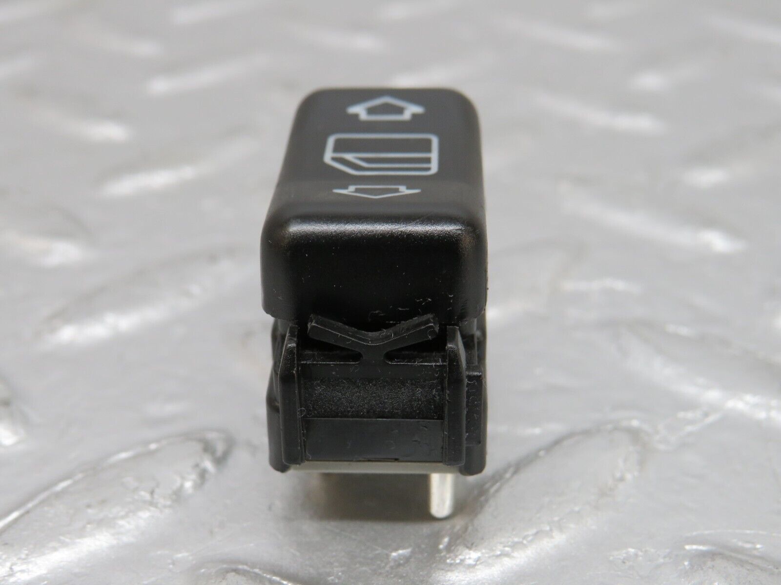 38085 Mercedes-Benz A124 320E Electric Window Switch Right Side 1248209010
