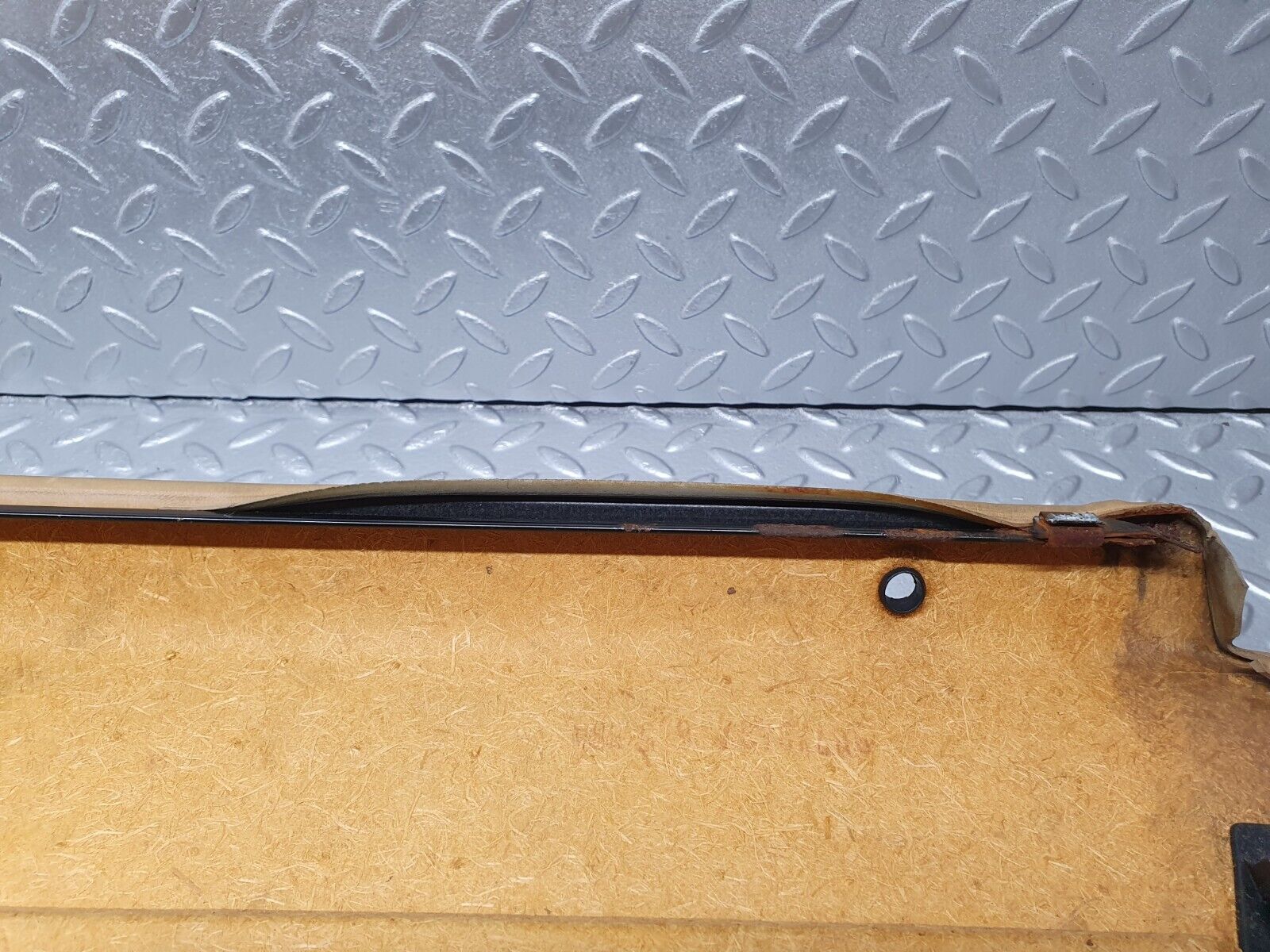 41483 Mercedes-Benz W124 200E Front Left Door Card Palomino