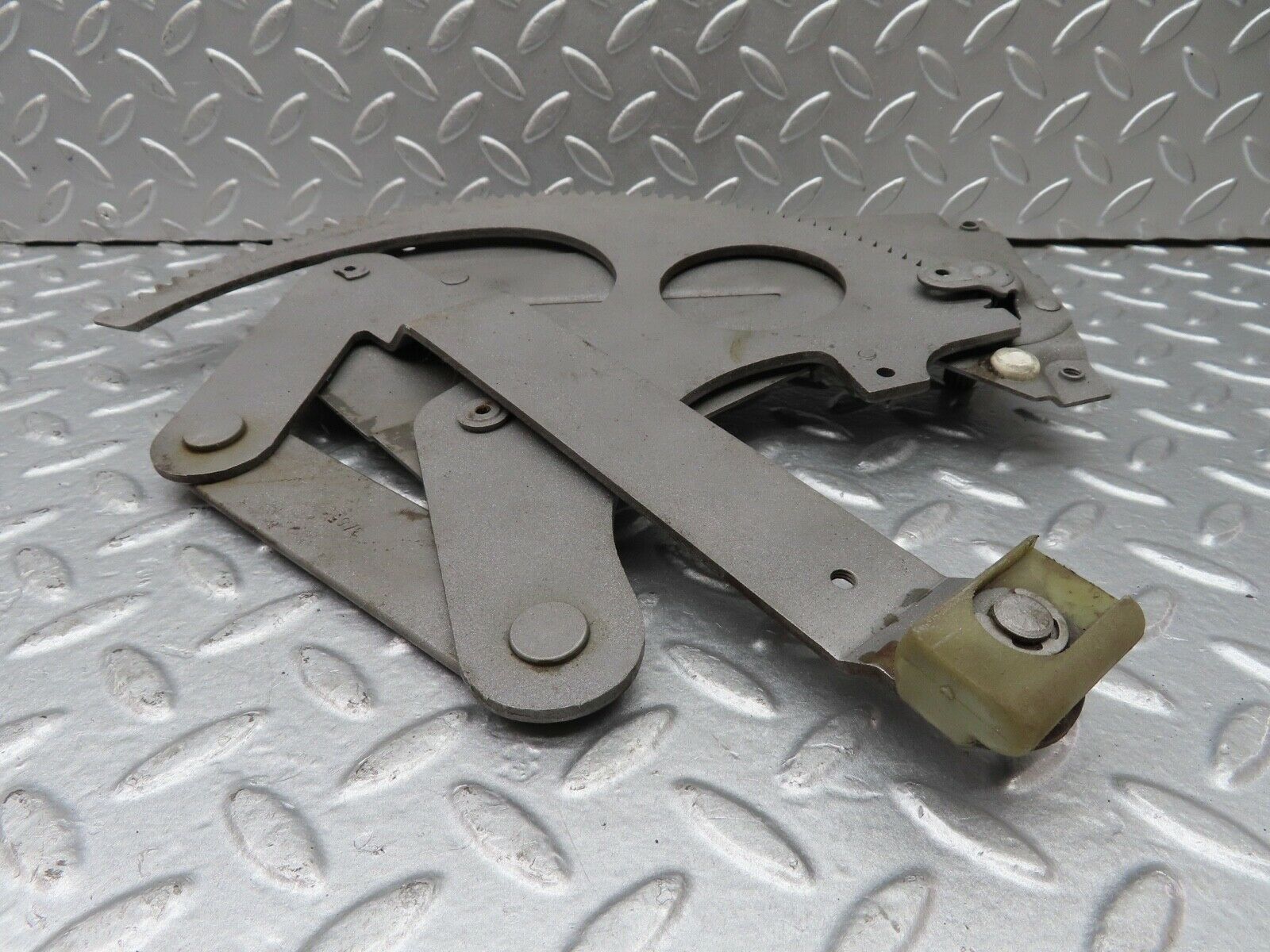 18420 Mercedes-Benz W111 220SE Coupe Rear Left Manual Window Regulator