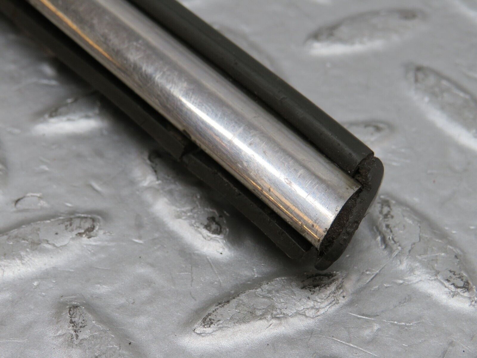 35777 Mercedes-Benz W108 Rear Right Door Centre Moulding Trim