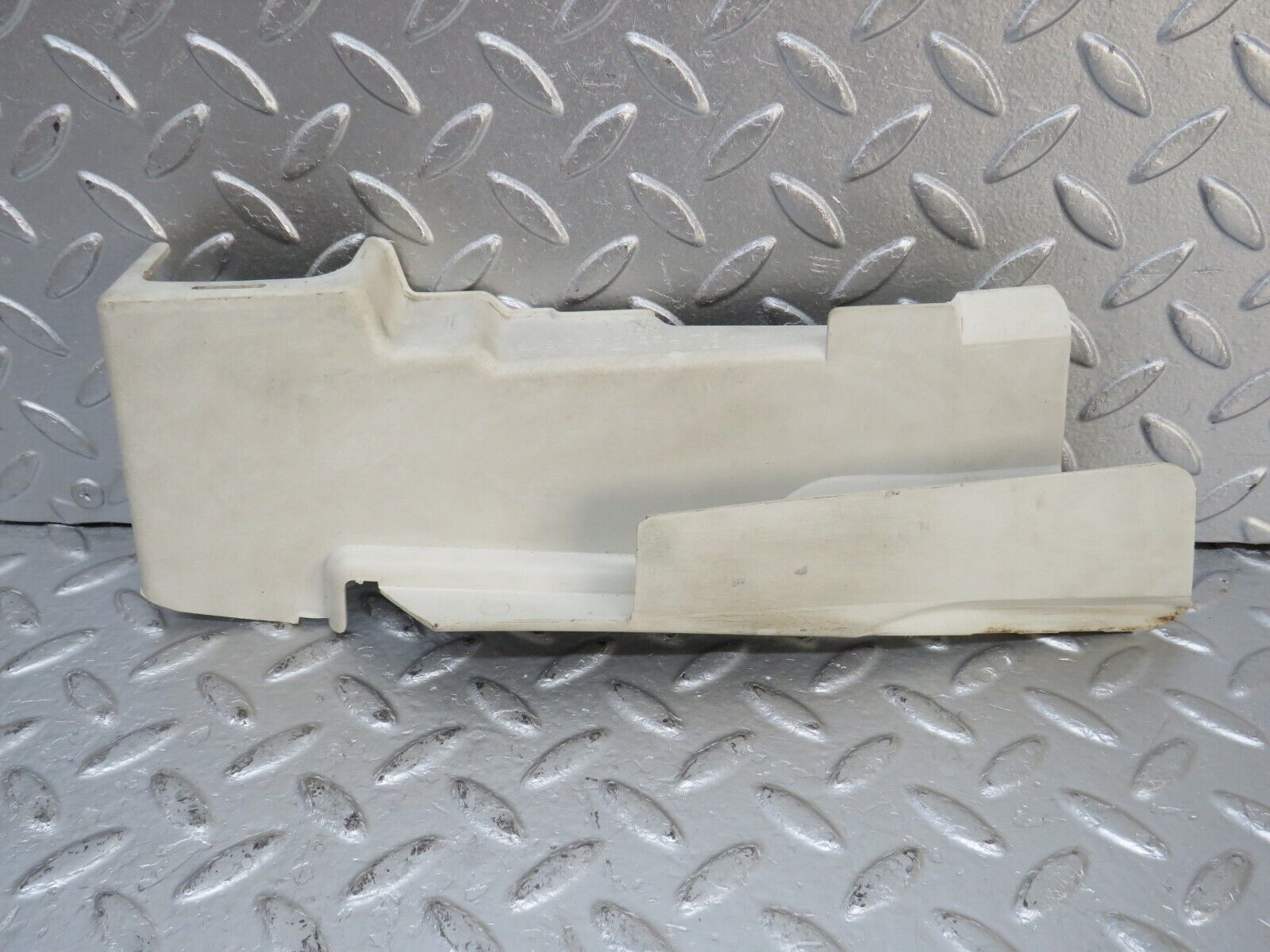 33901 Mercedes-Benz W124 260E Front Door Lock Cover 1247230308