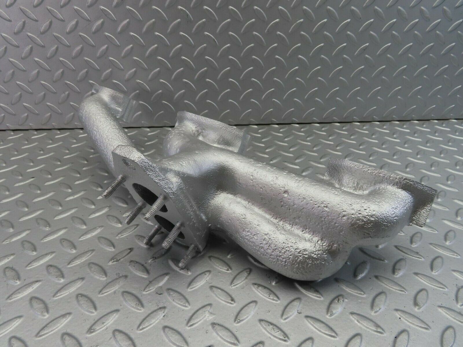 7552 Mercedes-Benz Exhaust Manifold OM617 300D 6171420001