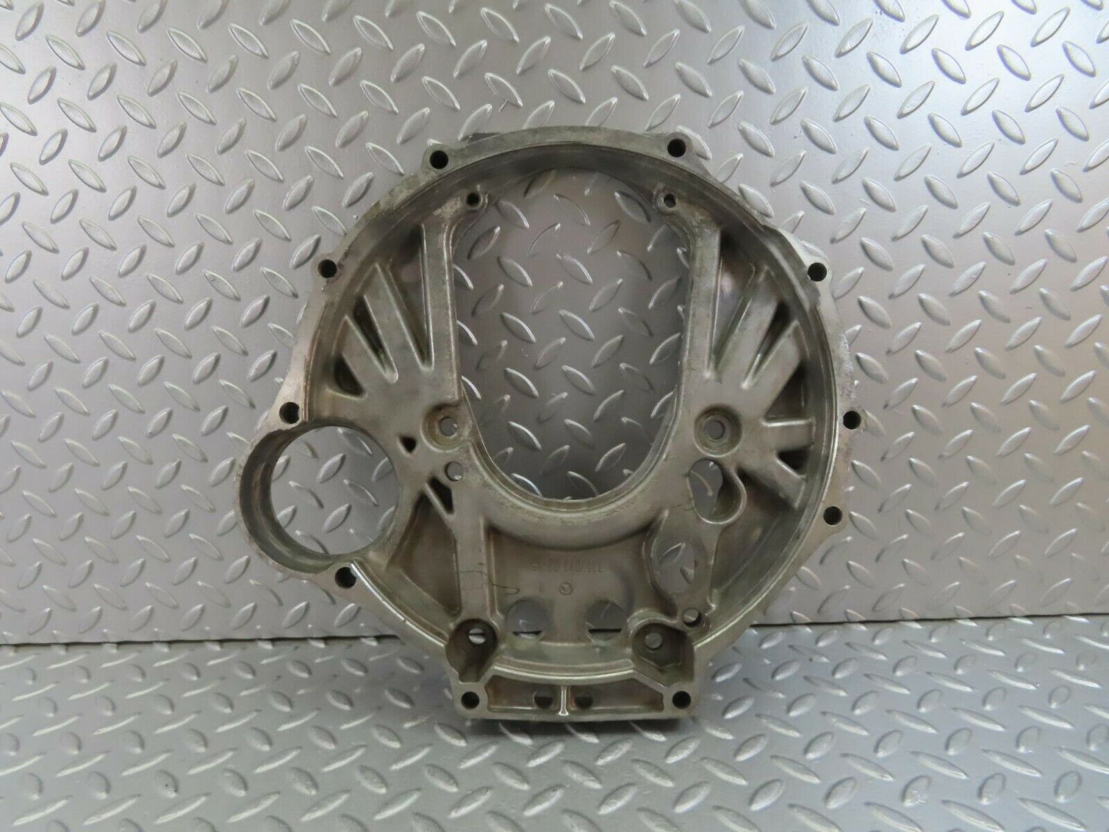 10175 Mercedes-Benz W111 280SE Gearbox Flange 1150110245