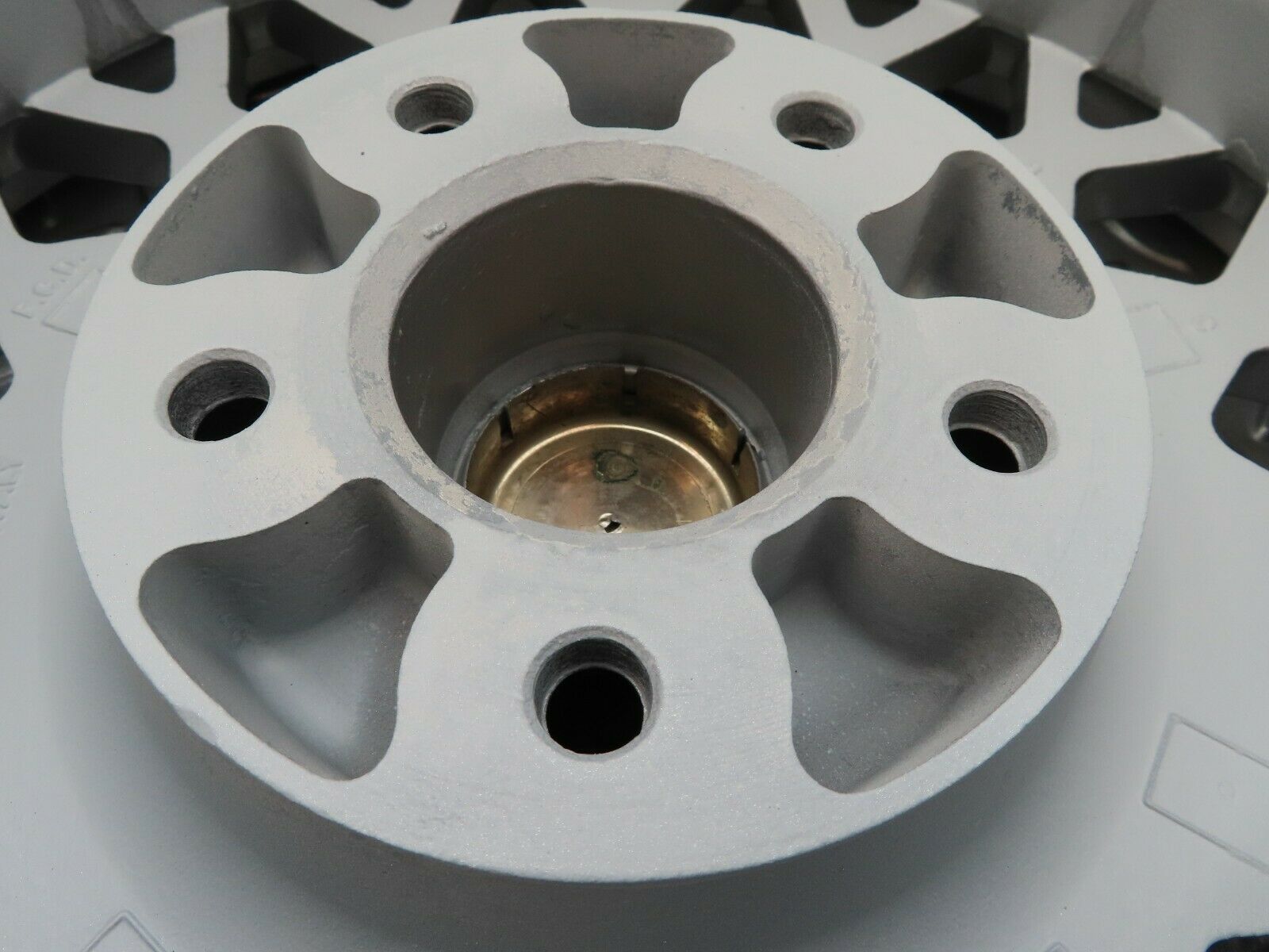 3862 Mercedes-Benz Alloy Wheel Fondmetal 7Jx15H2 ET23