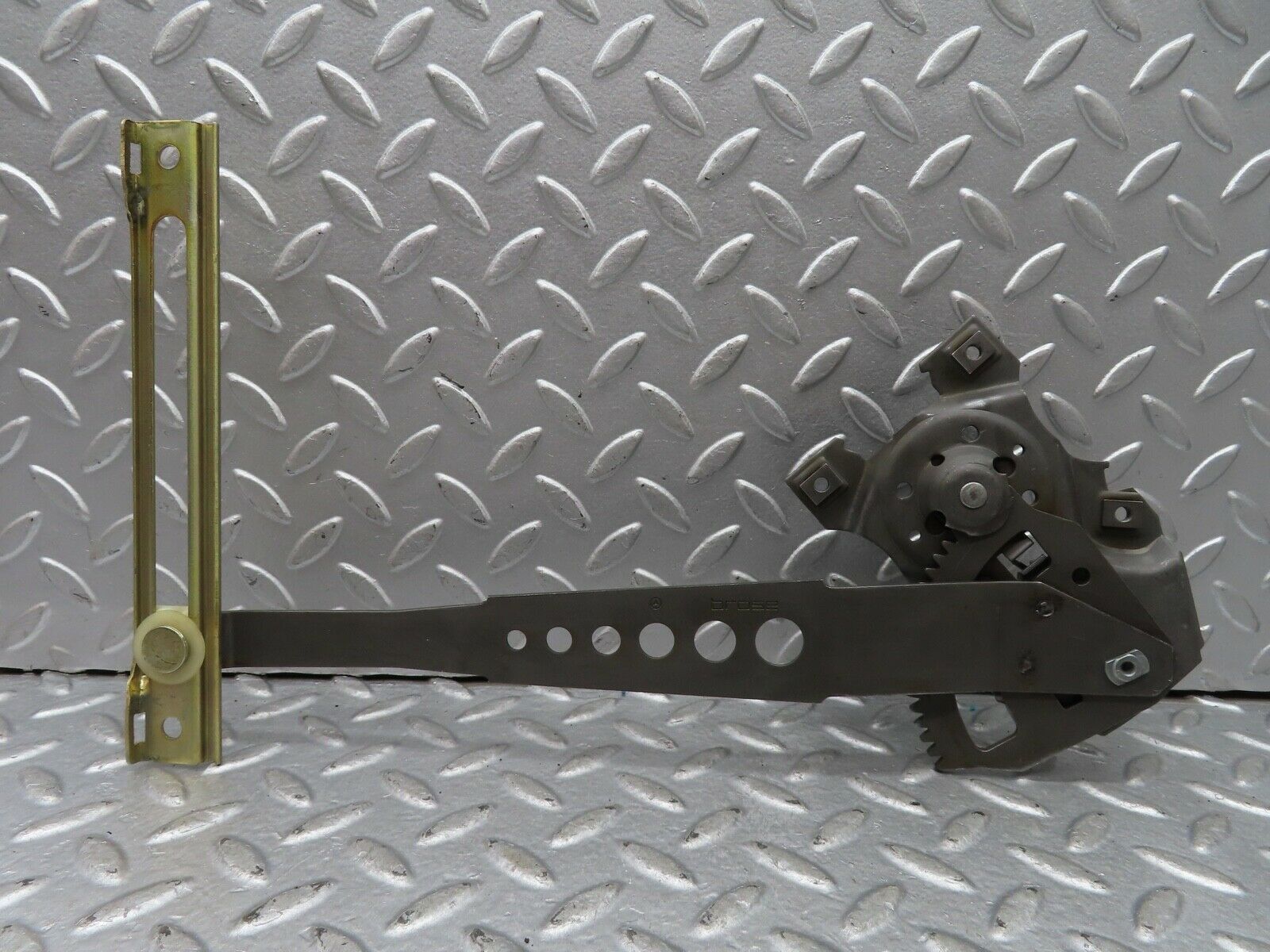 19234 Mercedes-Benz W123 300D Rear Right Manual Window Regulator