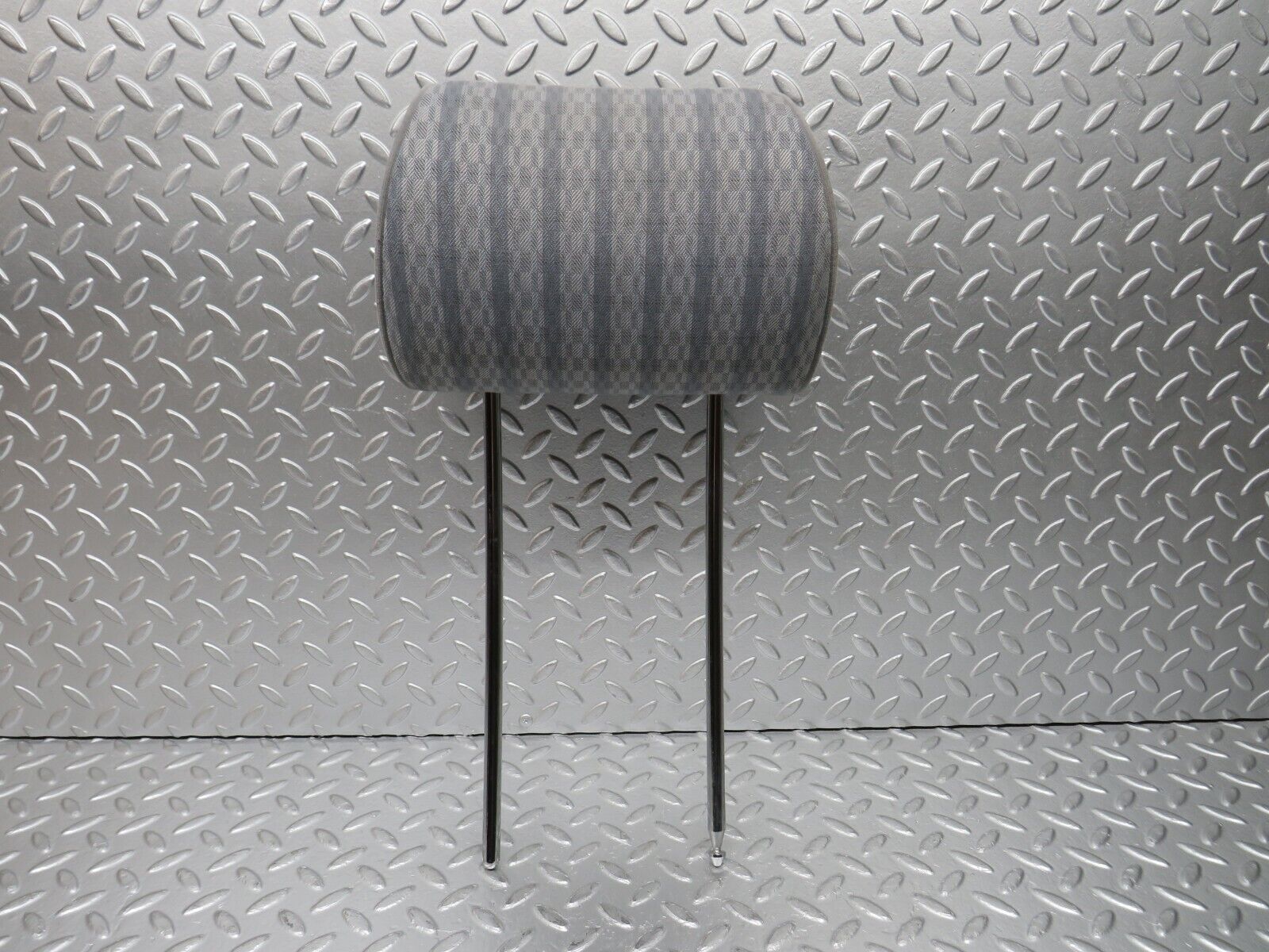 30431 Mercedes-Benz W124 230E Front Seat Headrest