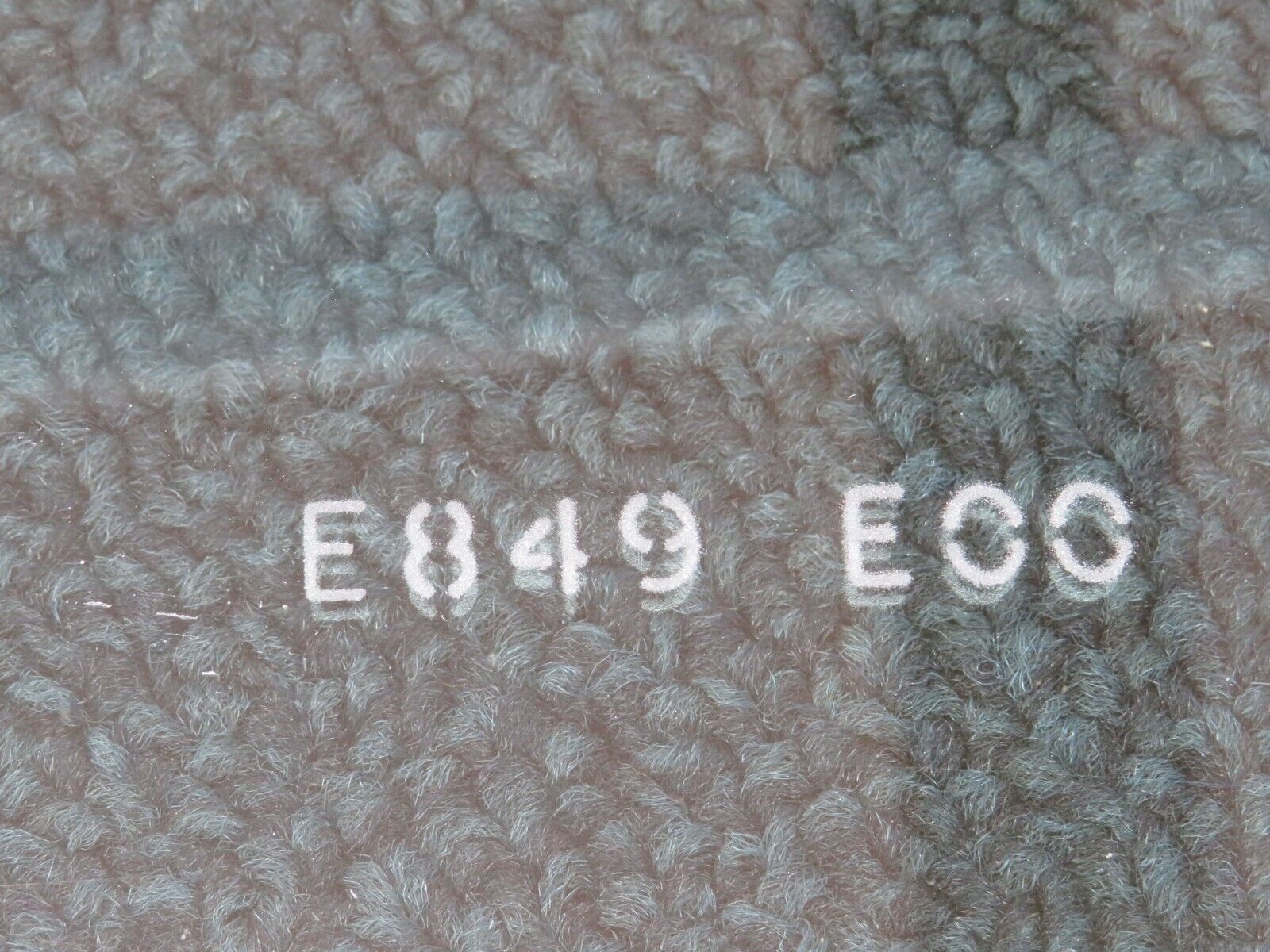 33831 Mercedes-Benz W201 190E 2.0L Rear Right Door Window Glass