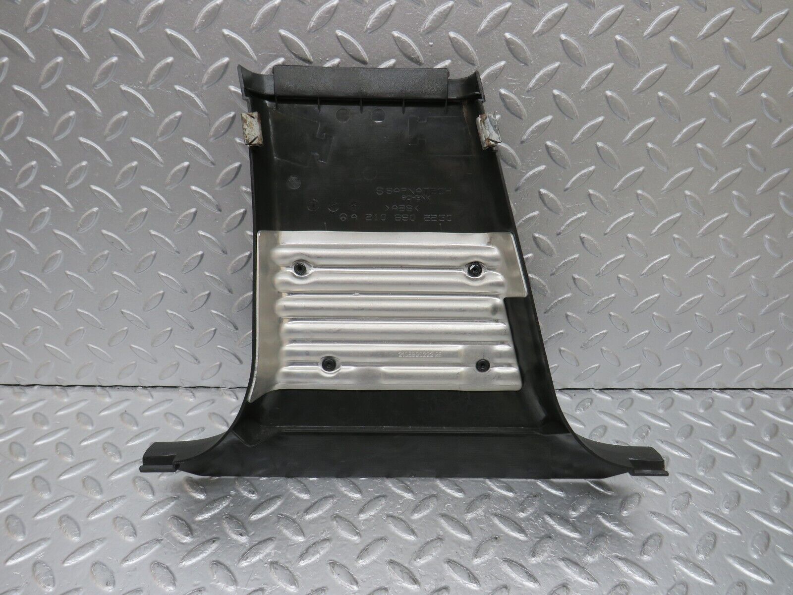 34798 Mercedes-Benz W210 320E B Pillar Bottom Cover Right 2106902230 210692022