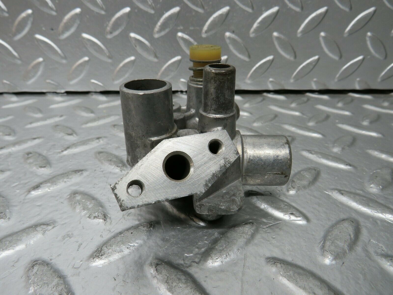 23283 Mercedes-Benz W116 350SE Auxiliary Air Valve 1160940712