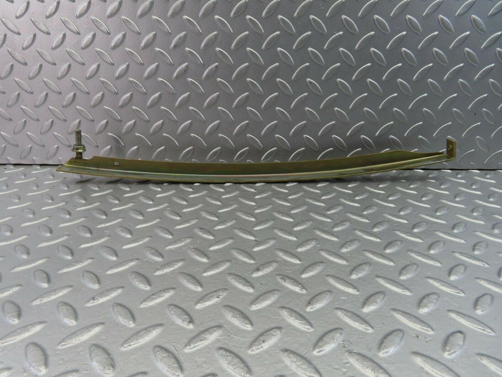 10565 Mercedes-Benz W201 190E Rear Left Door Window Channel