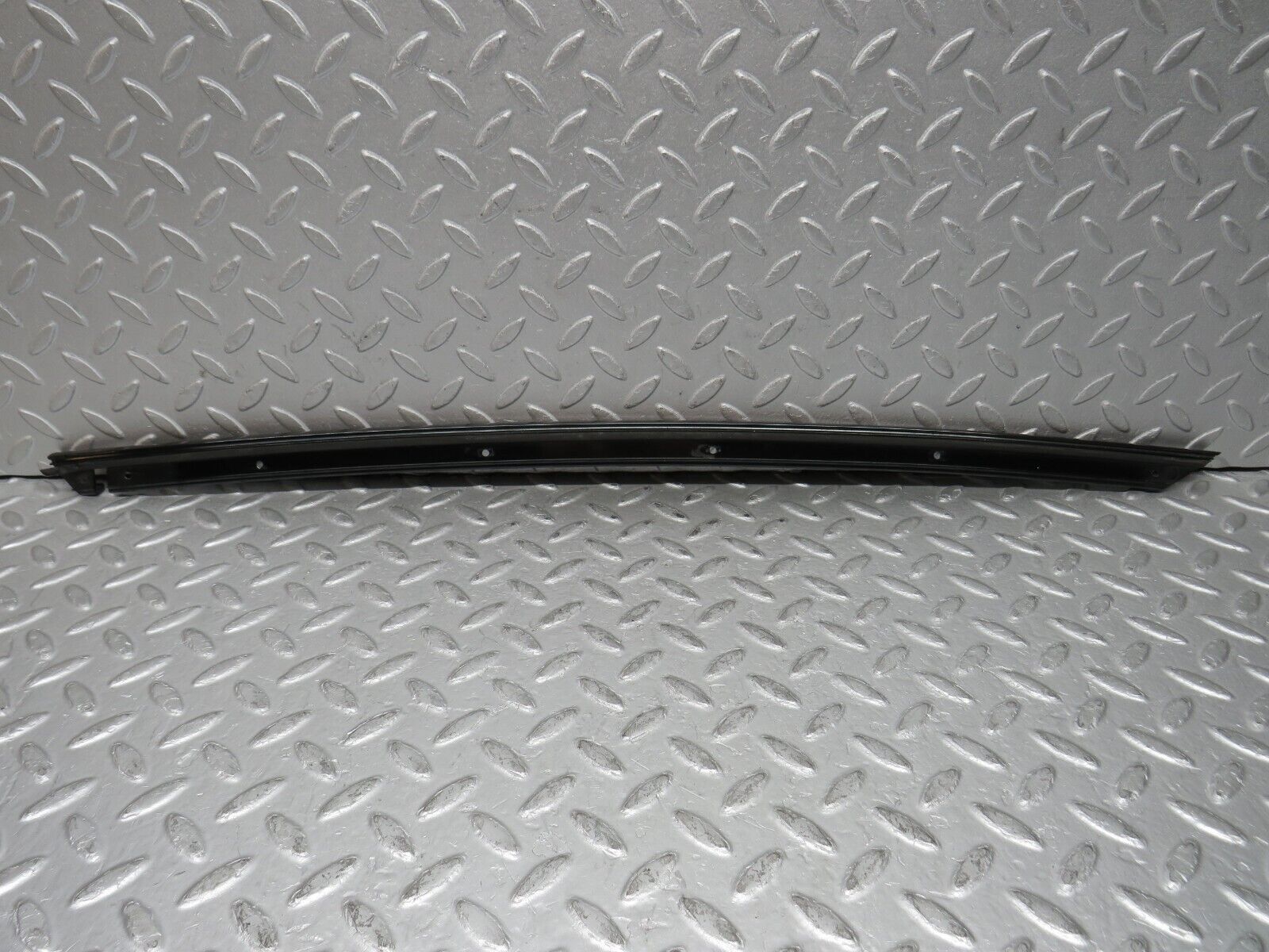 37895 Mercedes-Benz A124 320E Cabriolet A Pillar Sealing Rail Trim Left Side