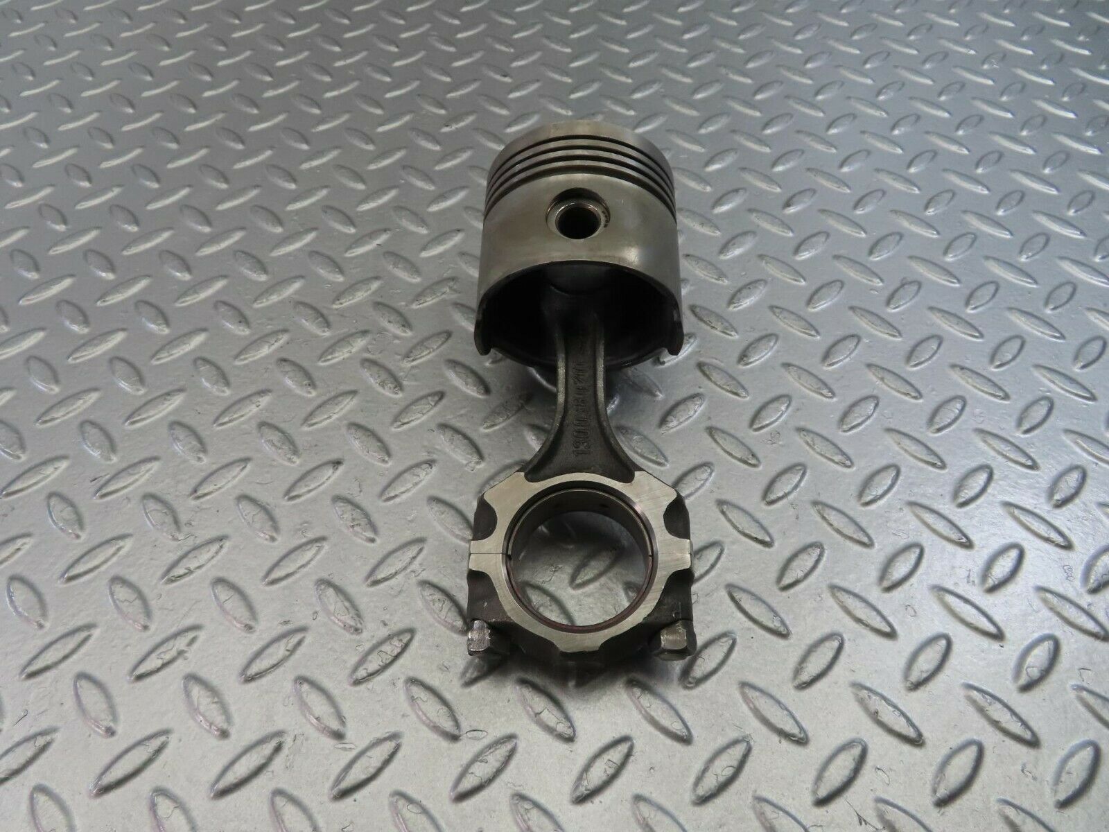 10161 Mercedes-Benz W108 Piston With Connecting Rod 86.49 mm 1300380201