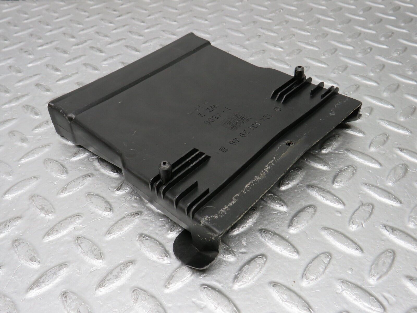 37958 Mercedes-Benz A124 320E Cabriolet Ventilation Air Duct Under Seat 1248312946