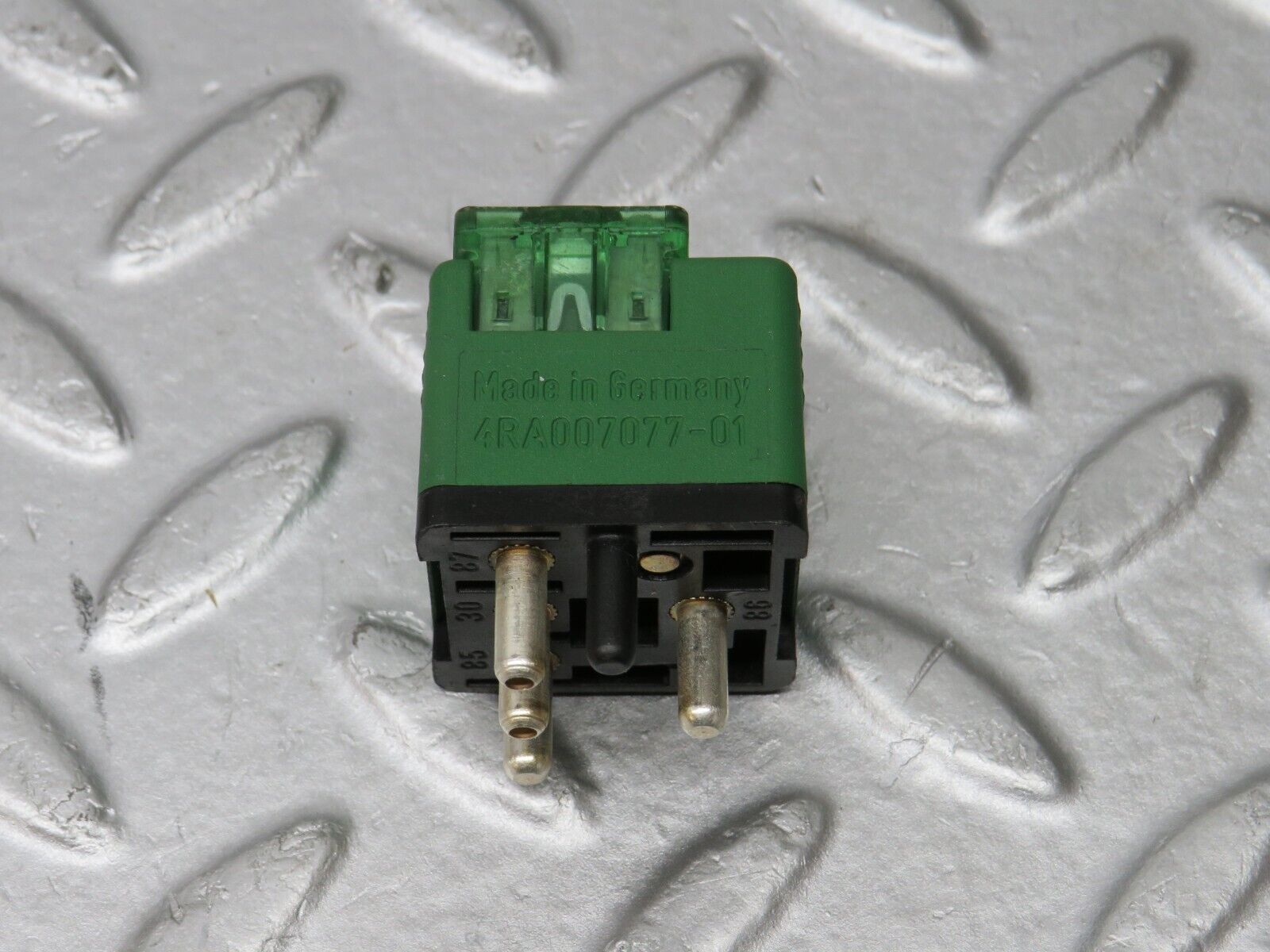 39699 Mercedes-Benz R129 320SL Coupe Overload Relay 0015429619