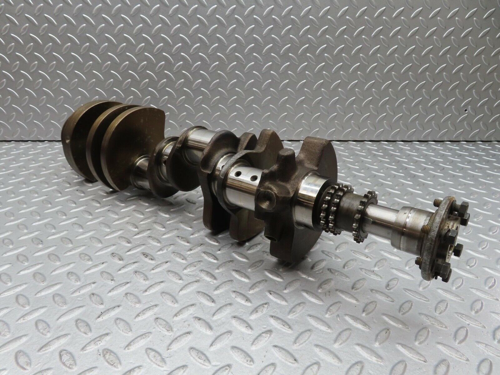 16531 Mercedes-Benz C107 350SLC Coupe Crankshaft