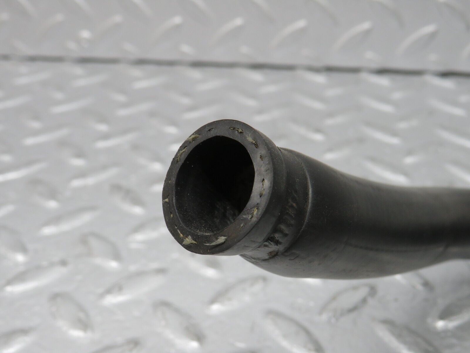 38154 Mercedes-Benz A124 320E Cabriolet Radiator Hose Pipe 1248306496