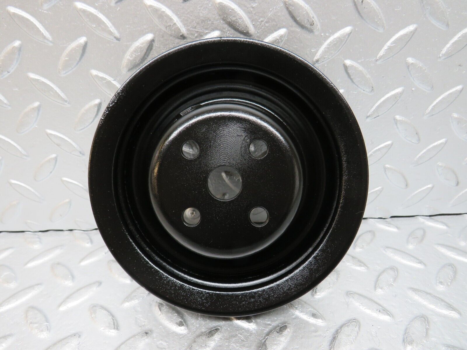 0062 Mercedes-Benz W116 350SE Water Pump Pulley