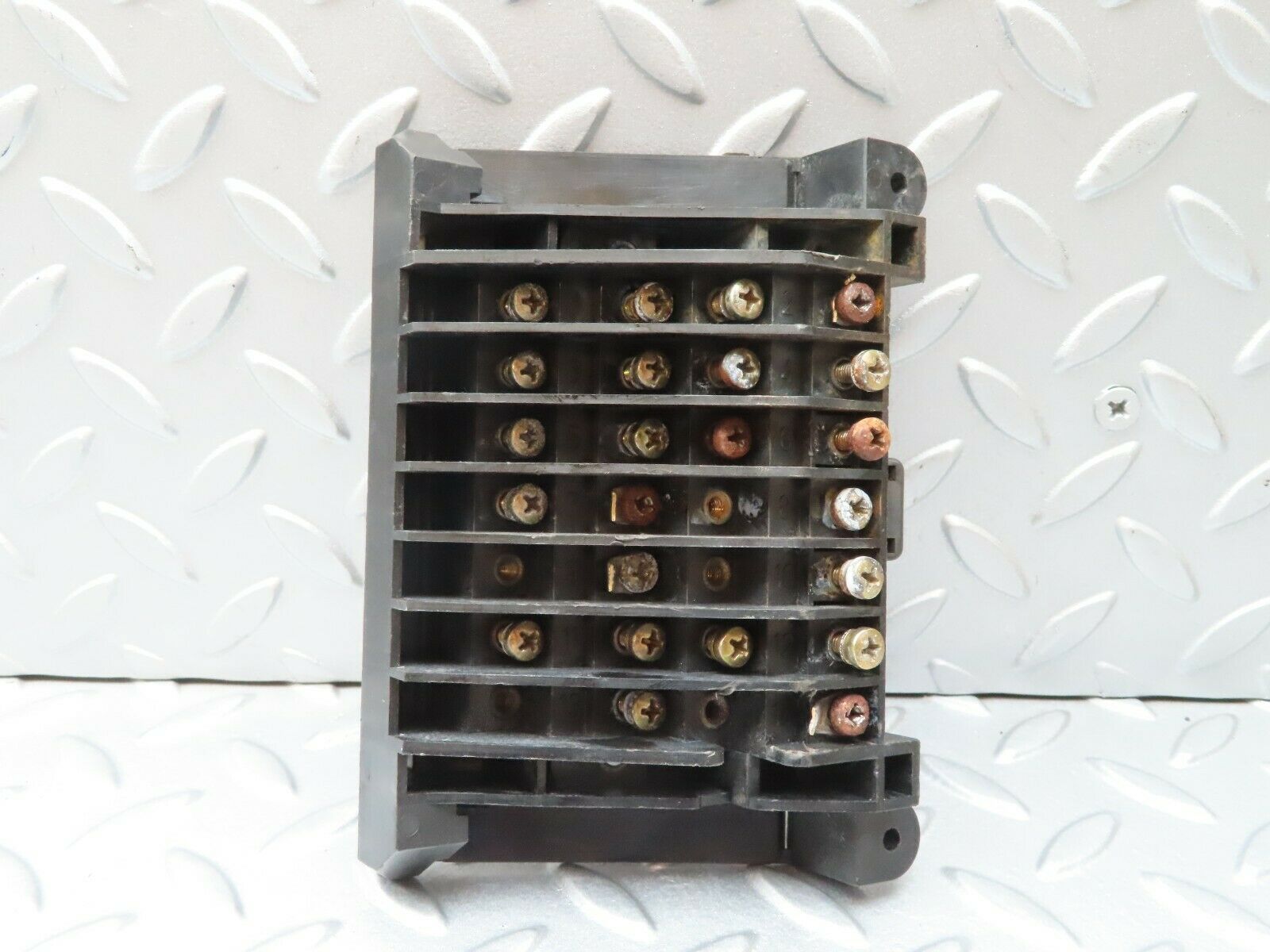 4190 Mercedes-Benz S123 200T Wagon Fuse Box 1235400650