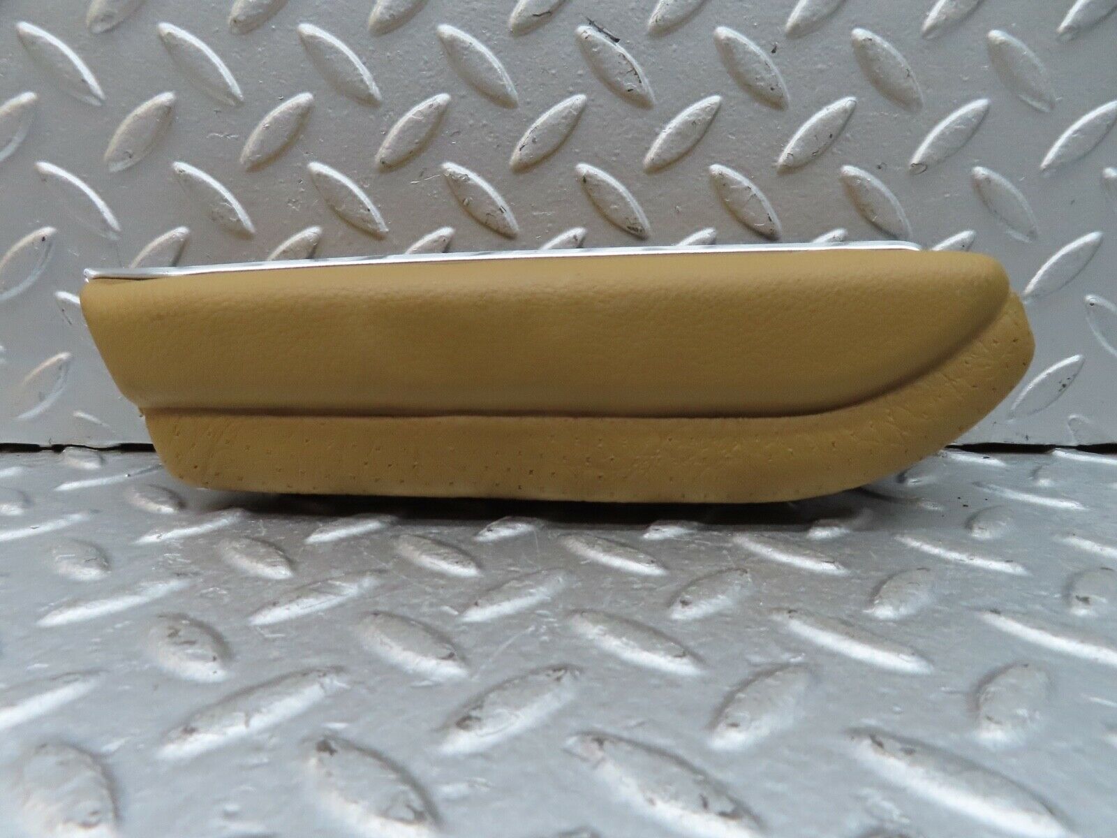0753 Mercedes-Benz C107 350SLC Coupe Rear Right Card Panel Arm Rest Beige