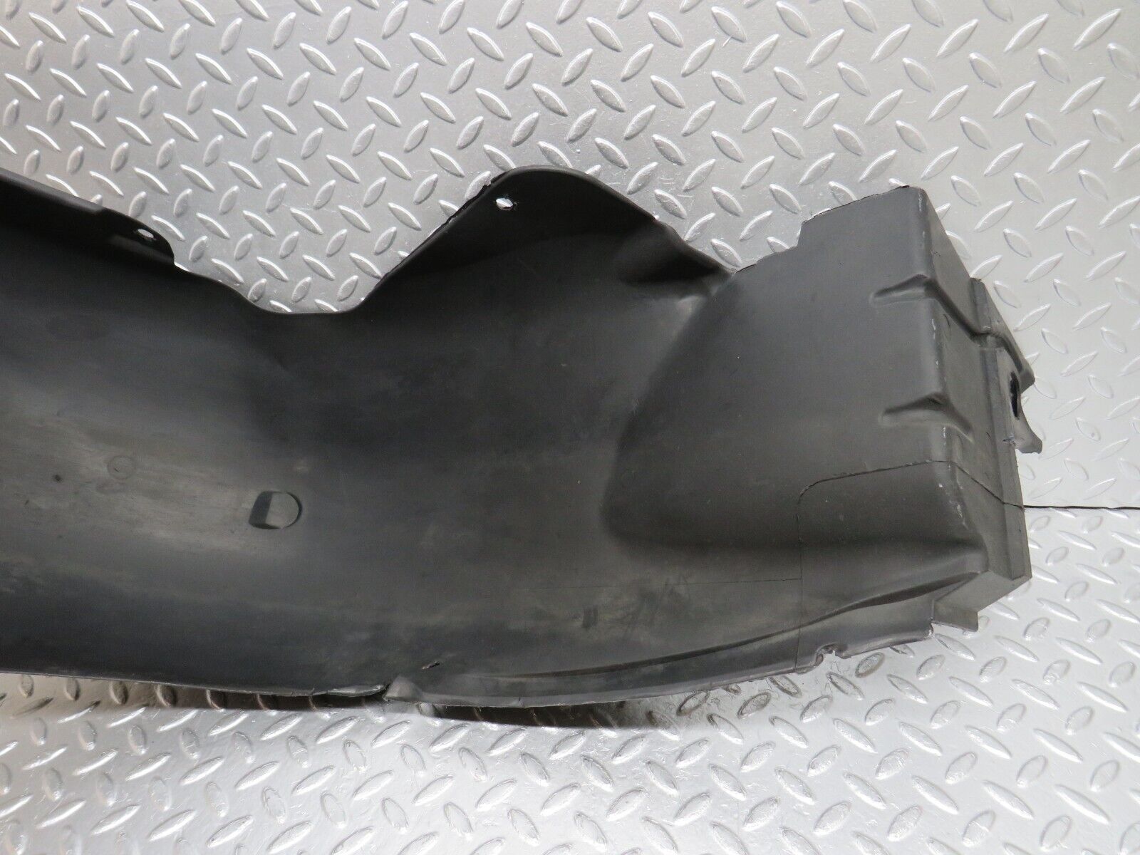 34787 Mercedes-Benz W210 320E Front Right Inner Fender Wing Splash Guard 2106988630