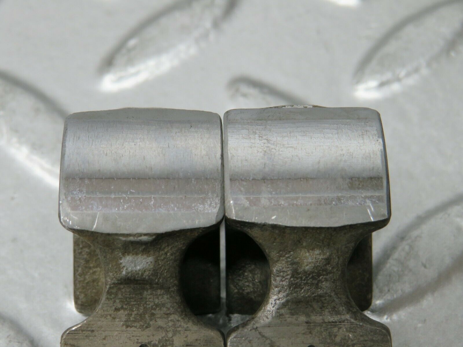 23571 Mercedes-Benz W114 280E Valve Rocker Arm With Retaining Spring