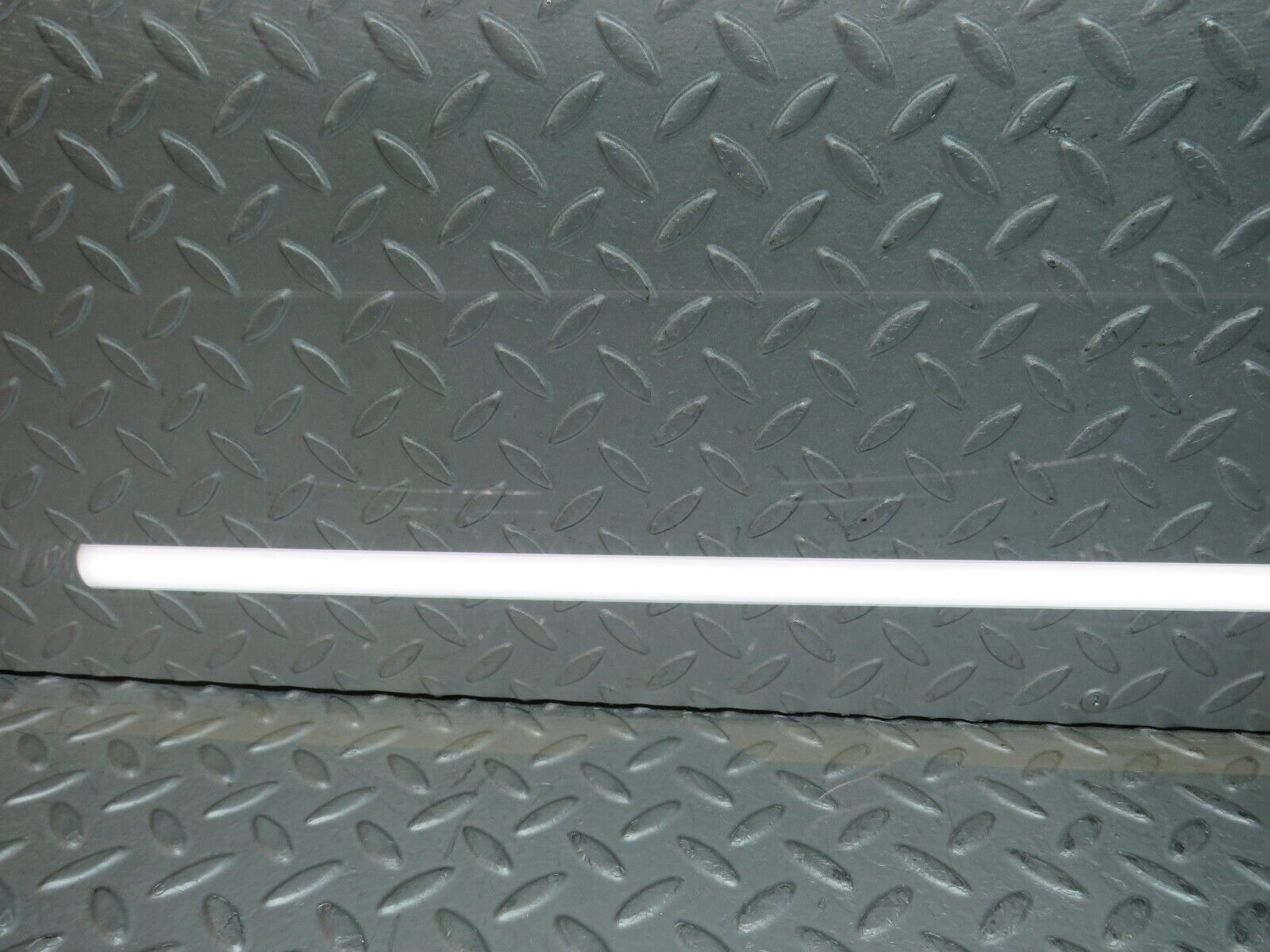 37874 Mercedes-Benz A124 320E Cabriolet Front Right Door Window Glass