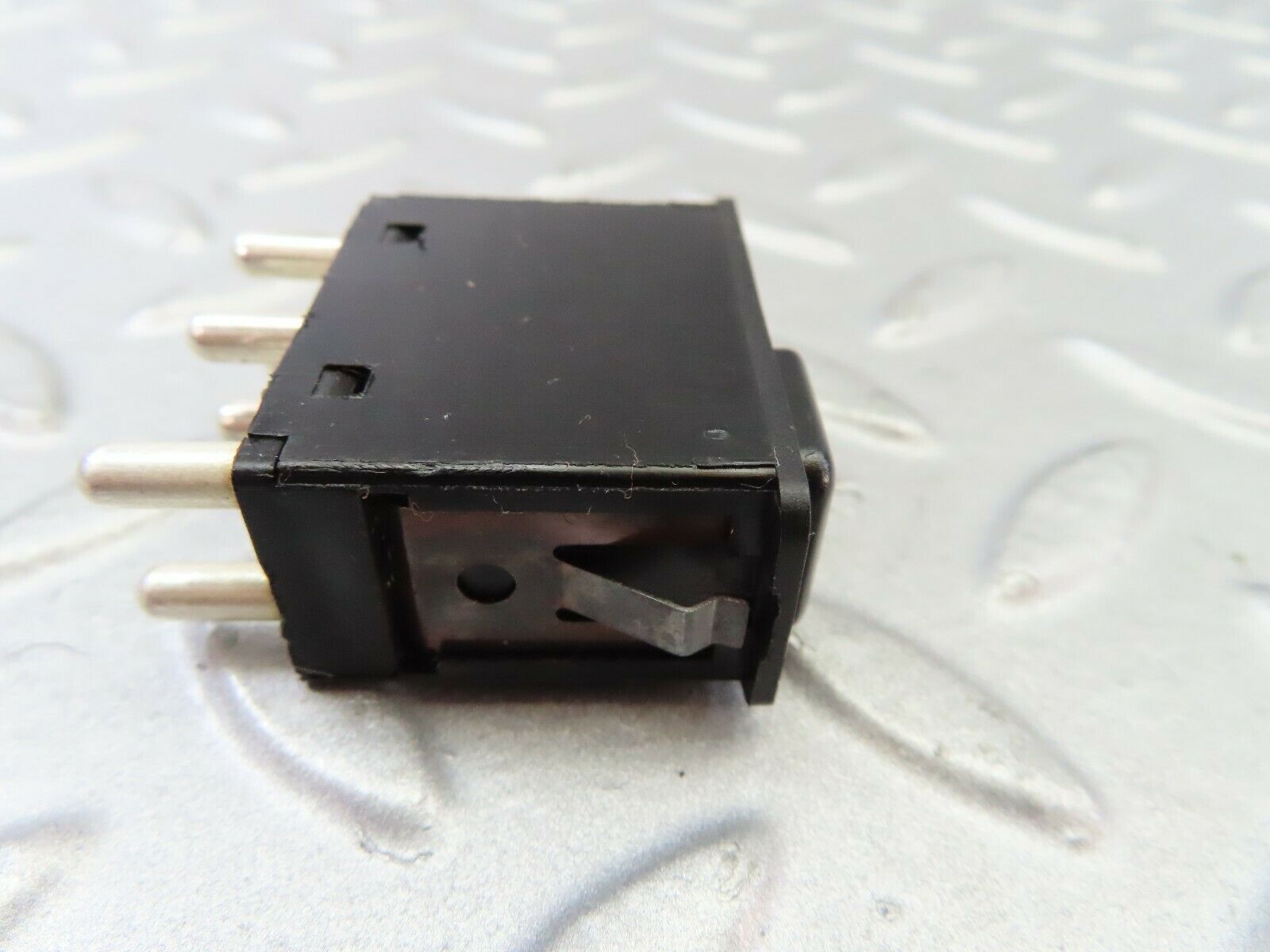 7650 Mercedes-Benz S123 230TE Wagon Rear Wiper And Light Switch 0018203510