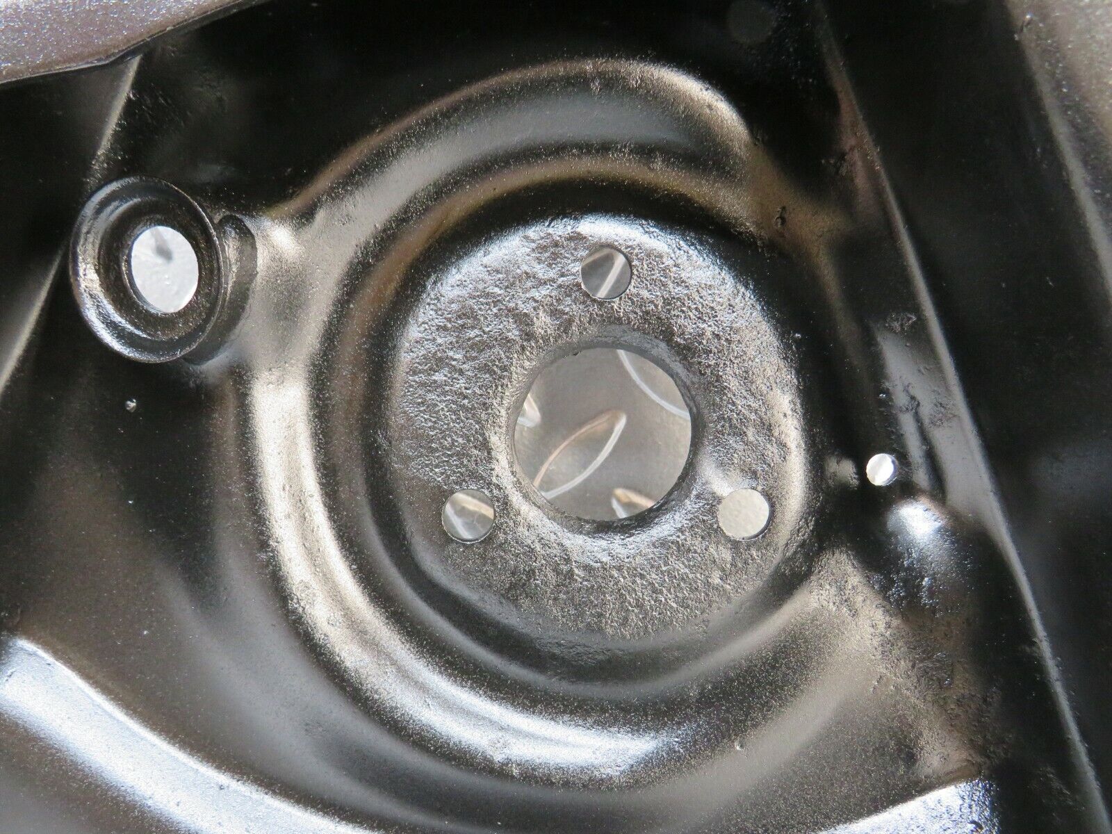 23842 Mercedes-Benz C107 450SLC Coupe Front Right Lower Control Arm