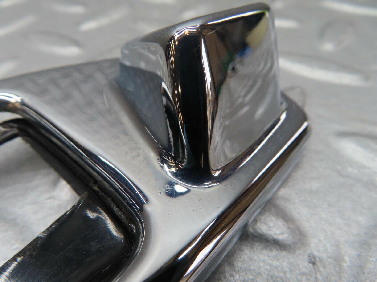 16059 Mercedes-Benz W123 280E Chrome Frame For Door Opener Left 1167660111