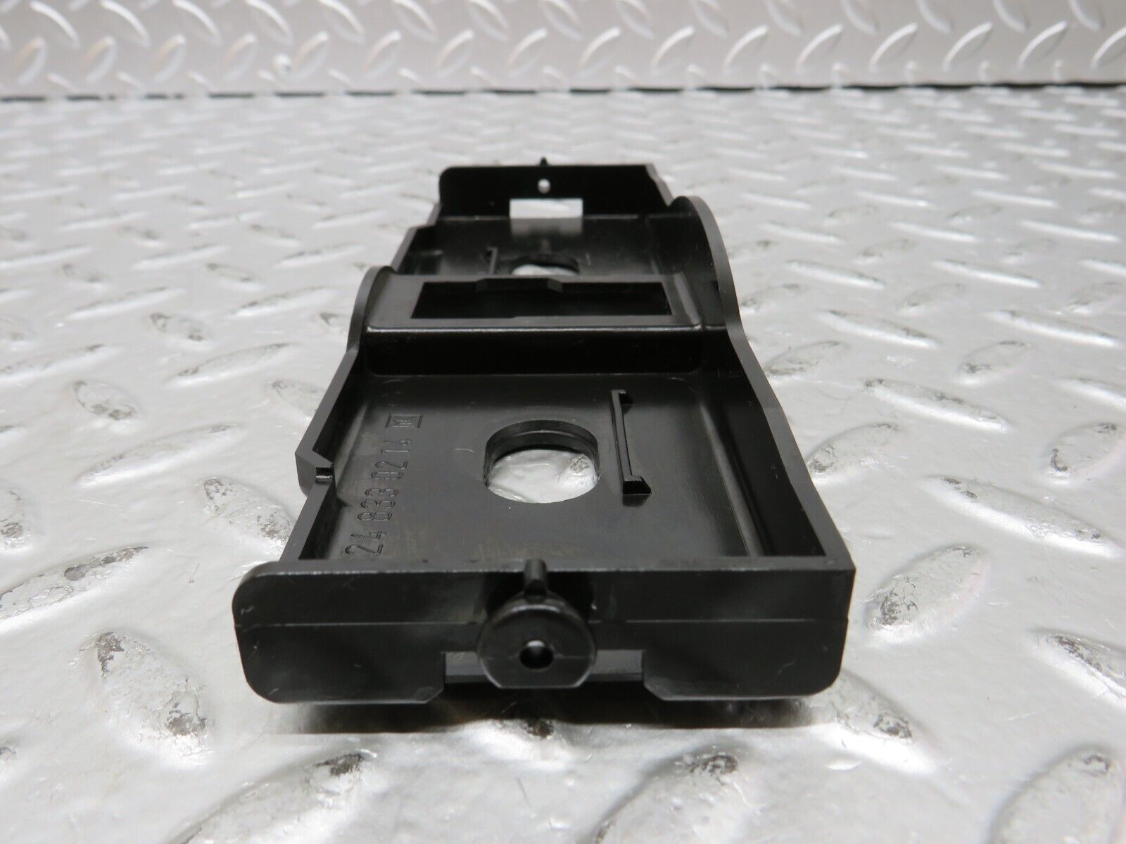 26572 Mercedes-Benz C124 220CE Coupe Heating Regulator Holder 1248330214