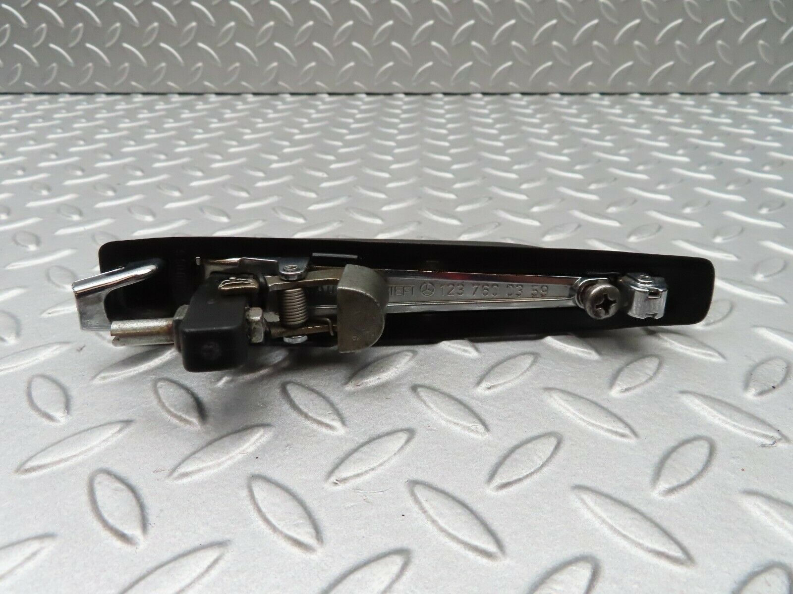 4516 Mercedes-Benz W123 230E Exterior Door Handle Rear 1237600359